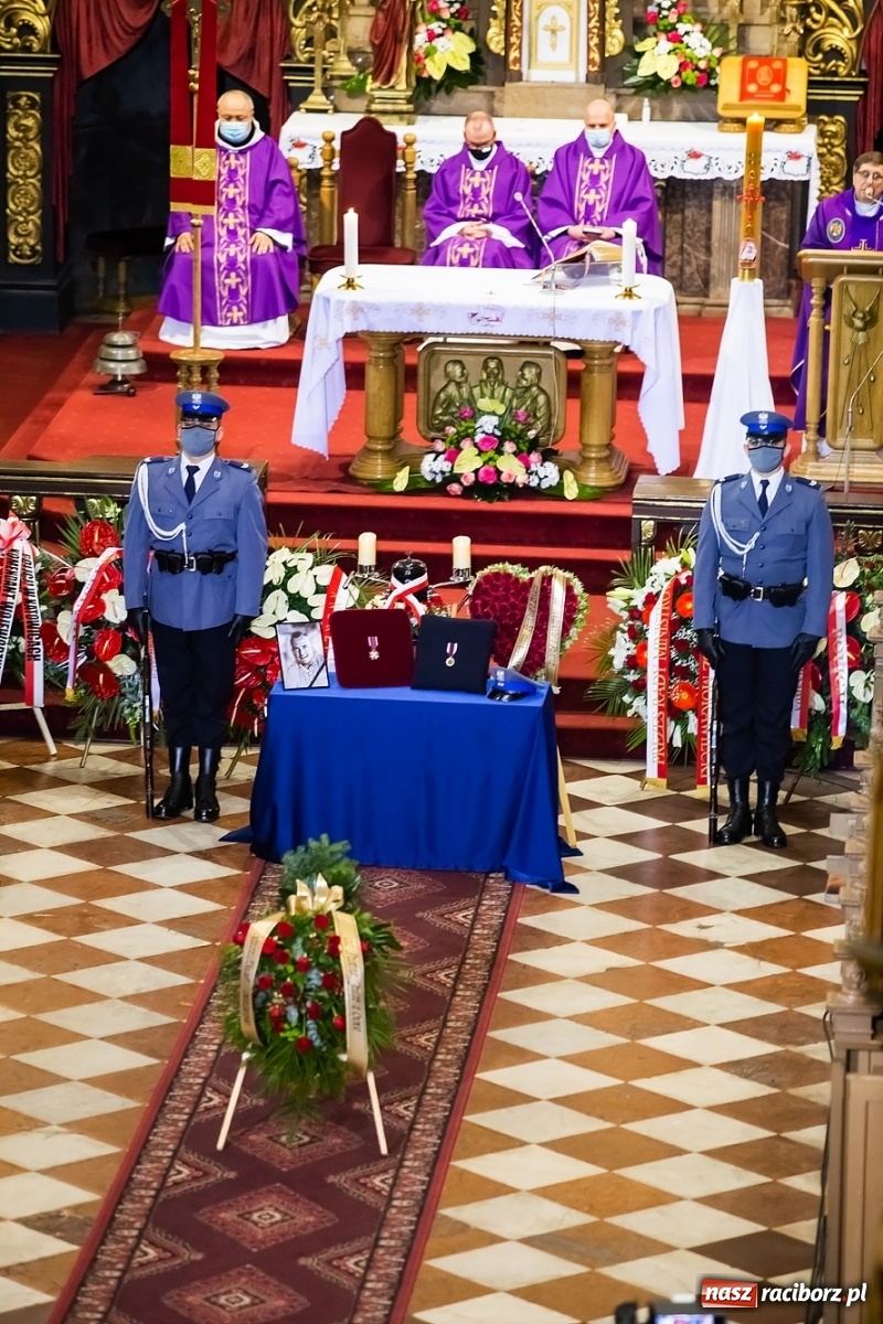 Zdjęcie w galerii na portalu naszraciborz.pl: Uroczystości pogrzebowe śp. asp. Michała Kędzierskiego [FOTO i WIDEO]  wiadomości z regionu