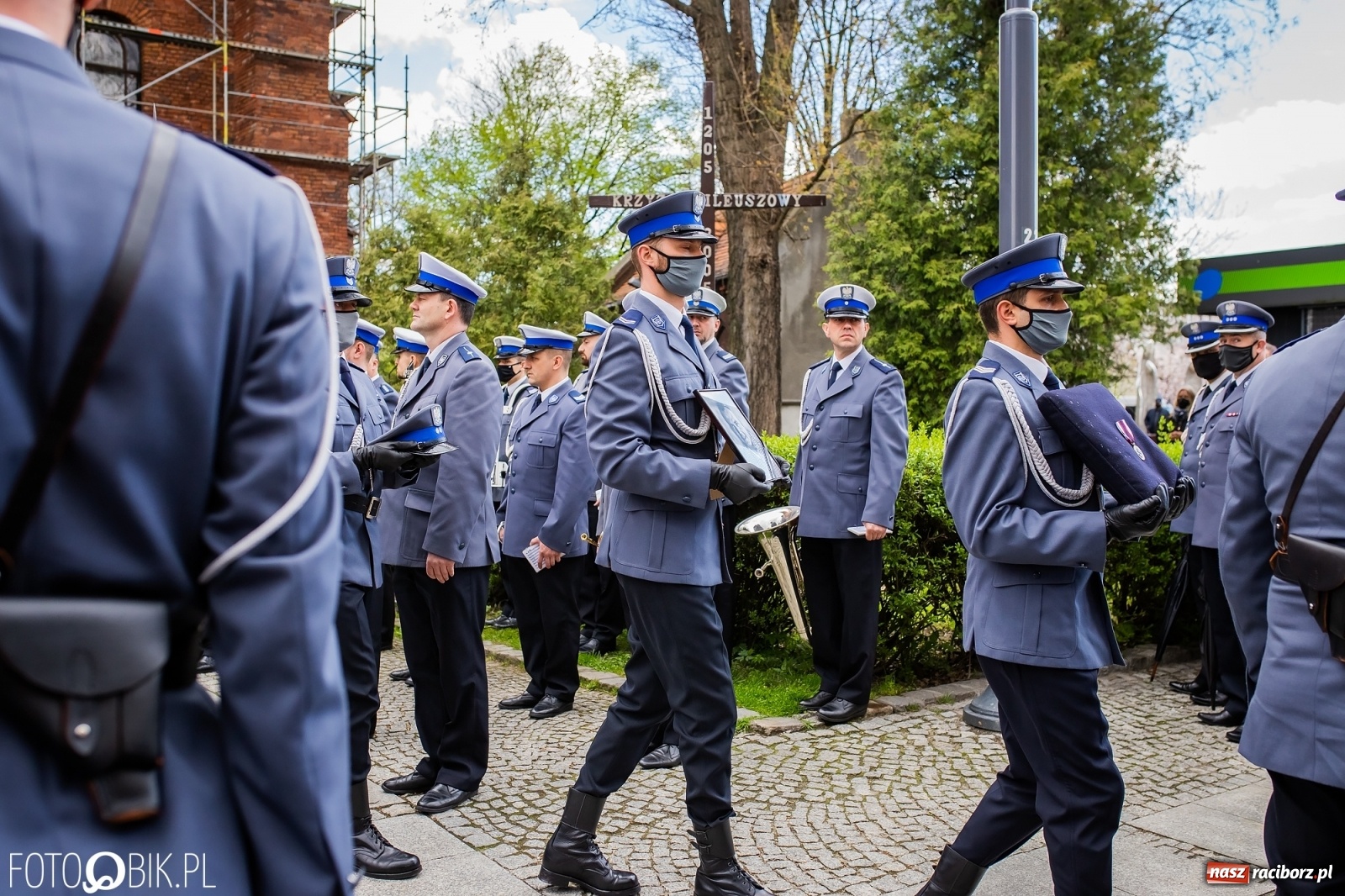 Zdjęcie w galerii na portalu naszraciborz.pl: Uroczystości pogrzebowe śp. asp. Michała Kędzierskiego [FOTO i WIDEO]  wiadomości z regionu