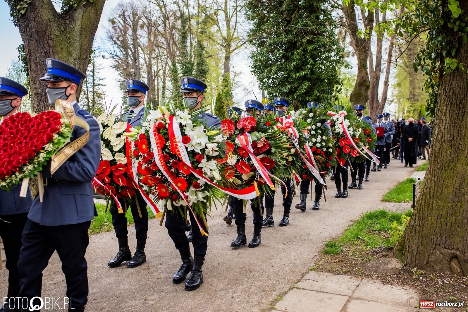 Zdjęcie w galerii na portalu naszraciborz.pl: Uroczystości pogrzebowe śp. asp. Michała Kędzierskiego [FOTO i WIDEO]  wiadomości z regionu