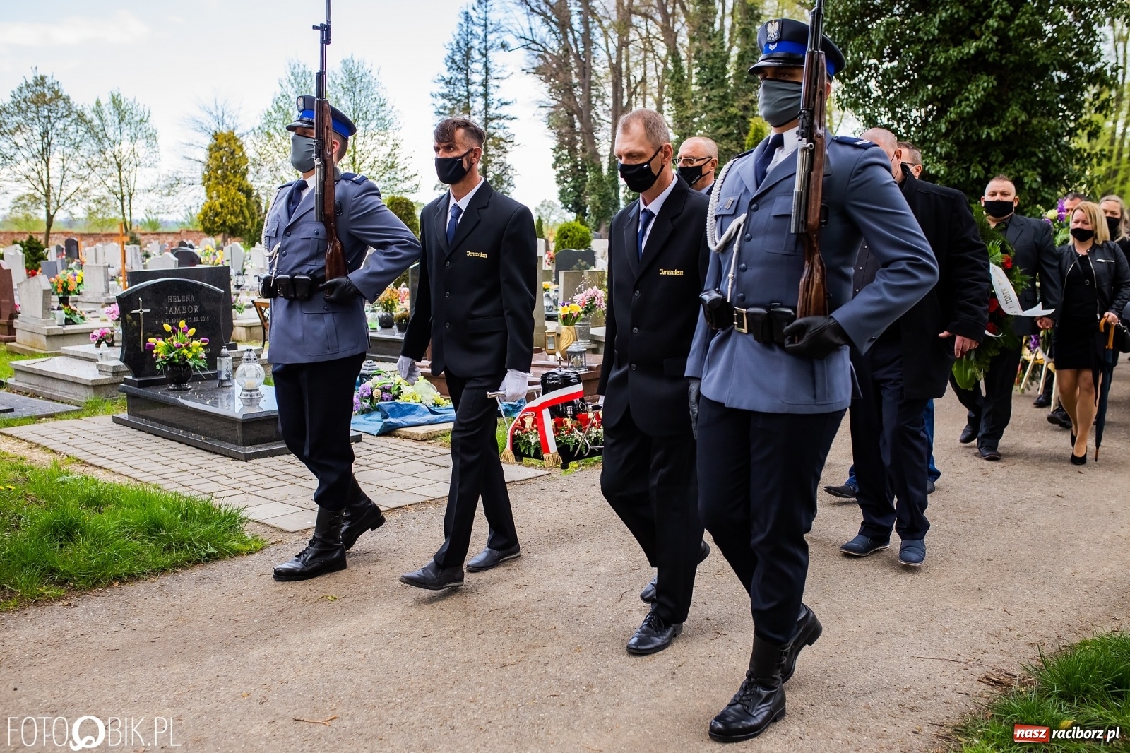 Zdjęcie w galerii na portalu naszraciborz.pl: Uroczystości pogrzebowe śp. asp. Michała Kędzierskiego [FOTO i WIDEO]  wiadomości z regionu