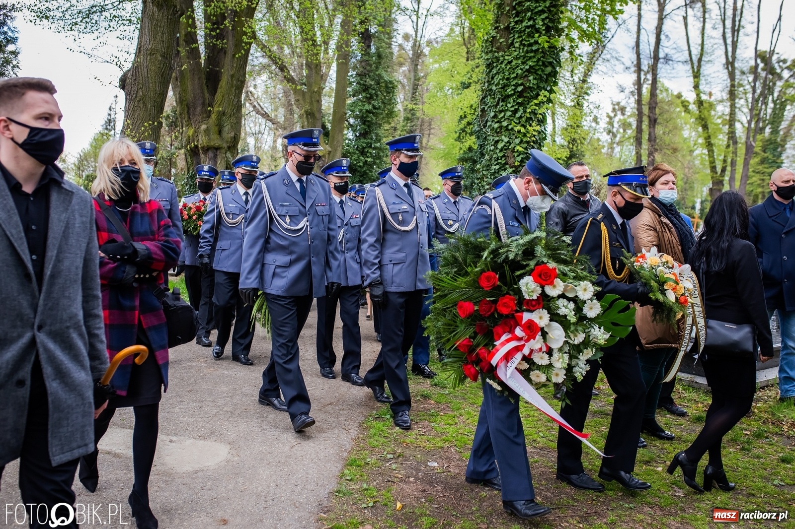 Zdjęcie w galerii na portalu naszraciborz.pl: Uroczystości pogrzebowe śp. asp. Michała Kędzierskiego [FOTO i WIDEO]  wiadomości z regionu