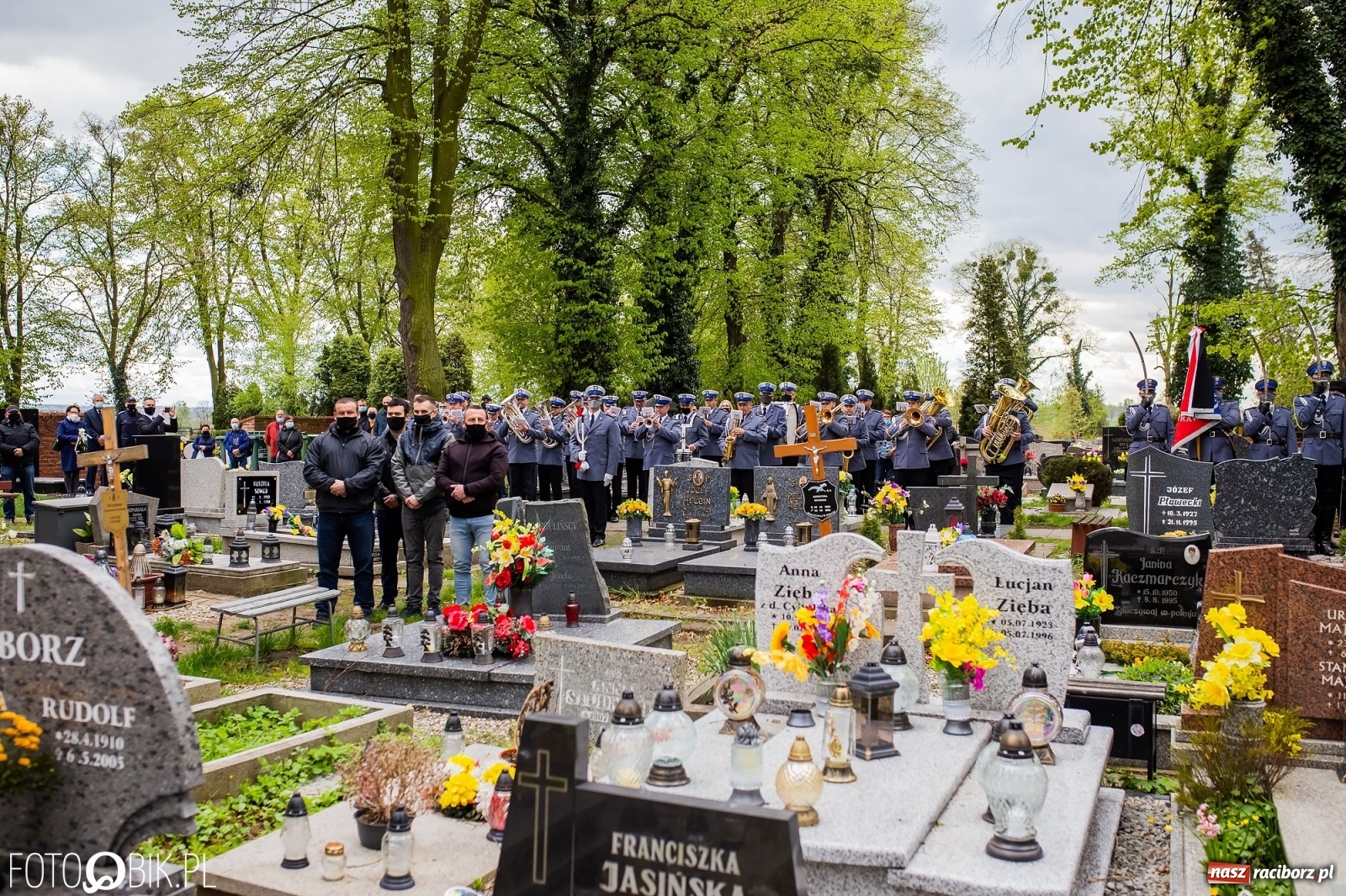 Zdjęcie w galerii na portalu naszraciborz.pl: Uroczystości pogrzebowe śp. asp. Michała Kędzierskiego [FOTO i WIDEO]  wiadomości z regionu