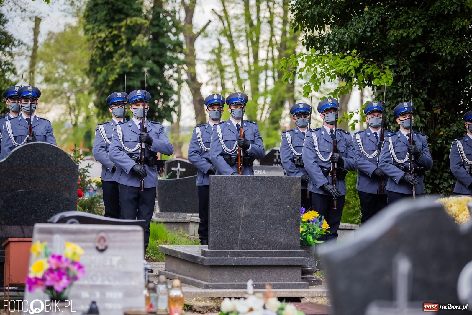 Zdjęcie w galerii na portalu naszraciborz.pl: Uroczystości pogrzebowe śp. asp. Michała Kędzierskiego [FOTO i WIDEO]  wiadomości z regionu