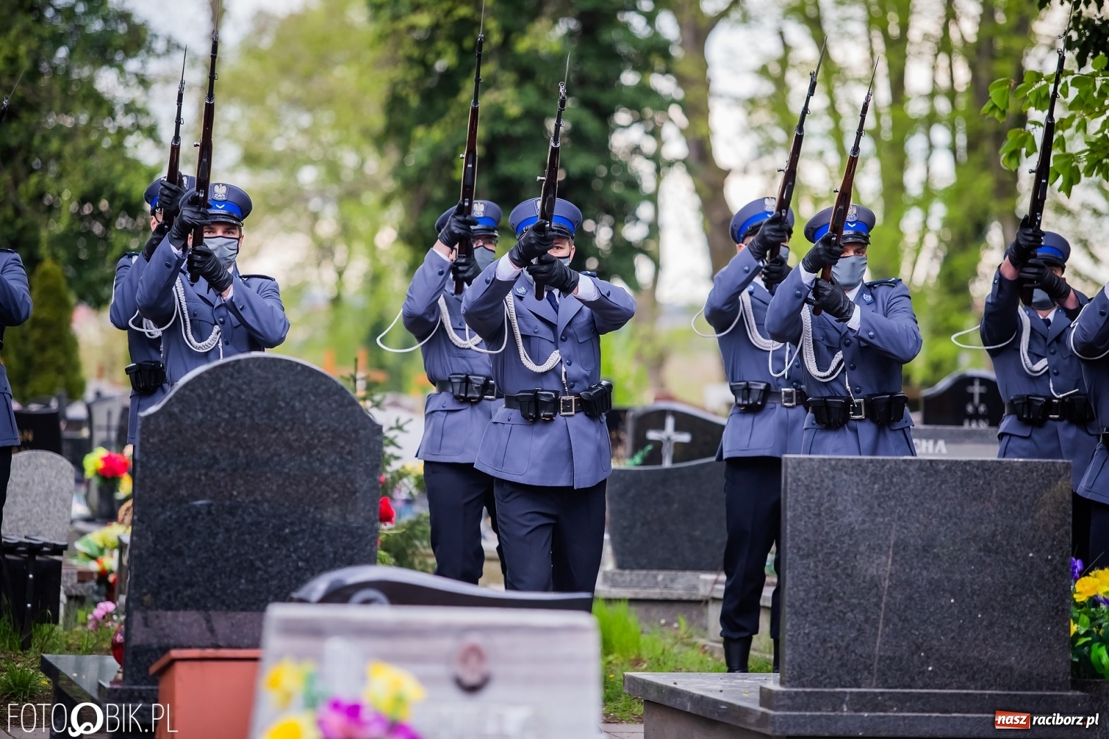 Zdjęcie w galerii na portalu naszraciborz.pl: Uroczystości pogrzebowe śp. asp. Michała Kędzierskiego [FOTO i WIDEO]  wiadomości z regionu