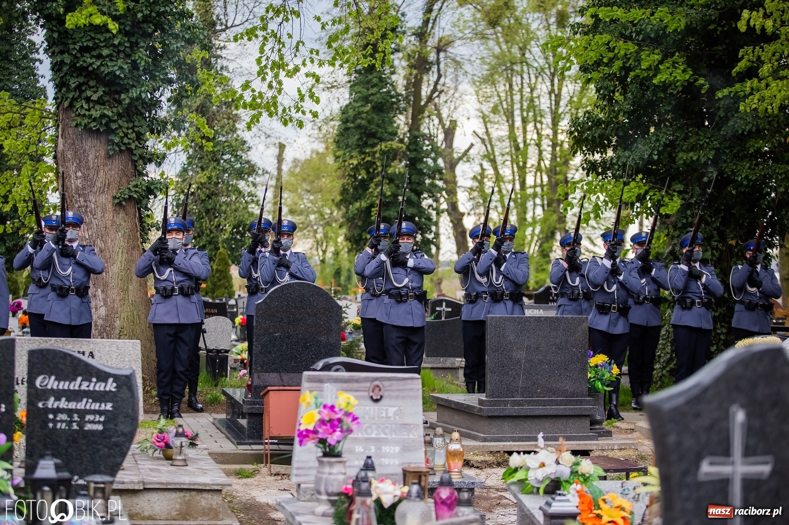 Zdjęcie w galerii na portalu naszraciborz.pl: Uroczystości pogrzebowe śp. asp. Michała Kędzierskiego [FOTO i WIDEO]  wiadomości z regionu