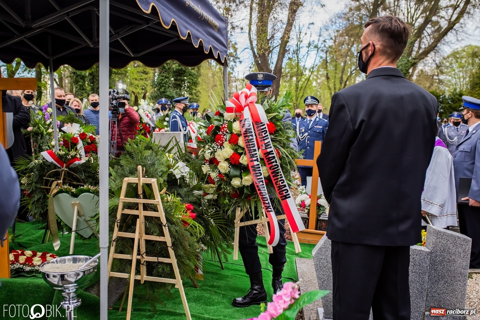 Zdjęcie w galerii na portalu naszraciborz.pl: Uroczystości pogrzebowe śp. asp. Michała Kędzierskiego [FOTO i WIDEO]  wiadomości z regionu