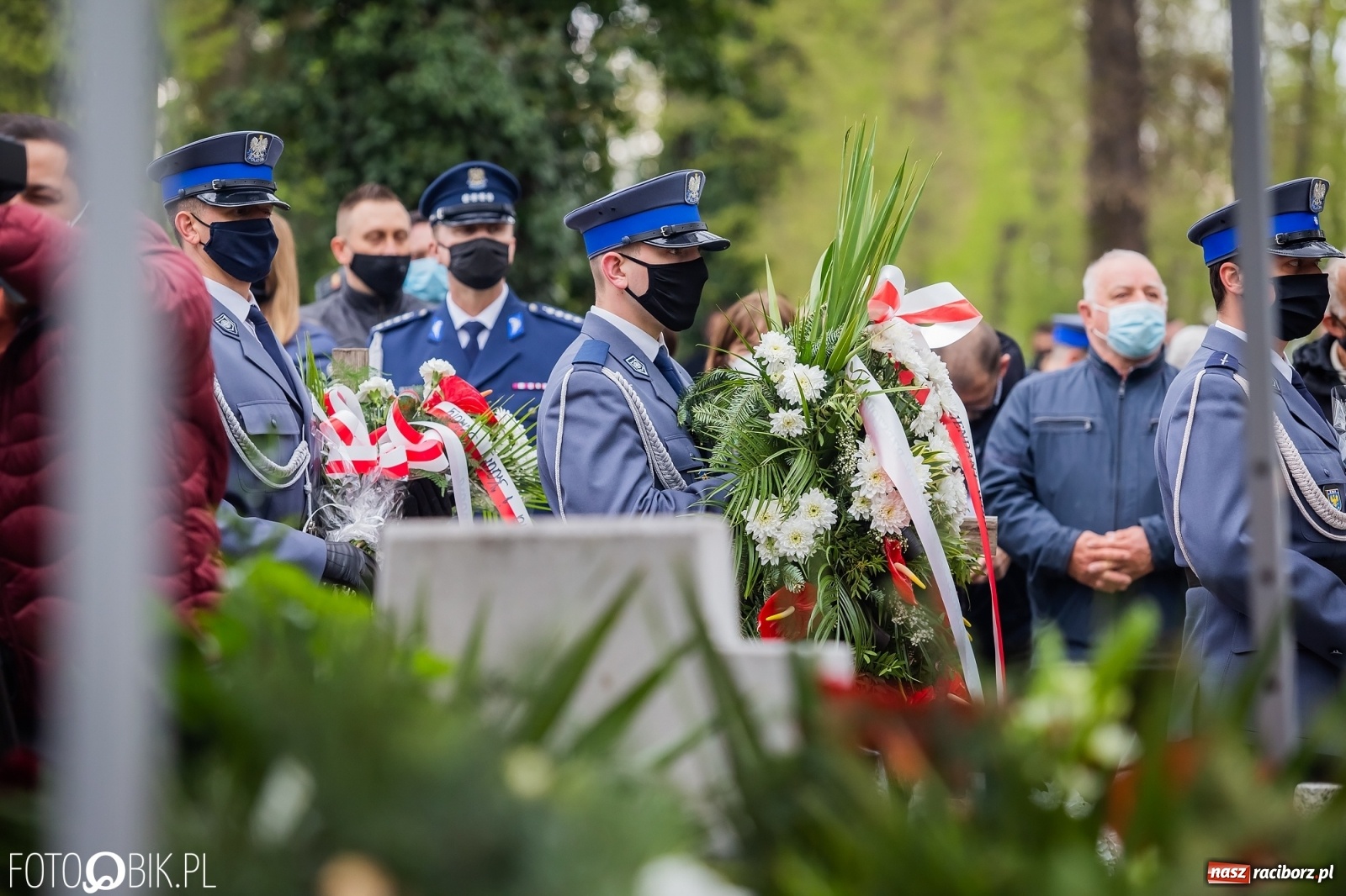 Zdjęcie w galerii na portalu naszraciborz.pl: Uroczystości pogrzebowe śp. asp. Michała Kędzierskiego [FOTO i WIDEO]  wiadomości z regionu