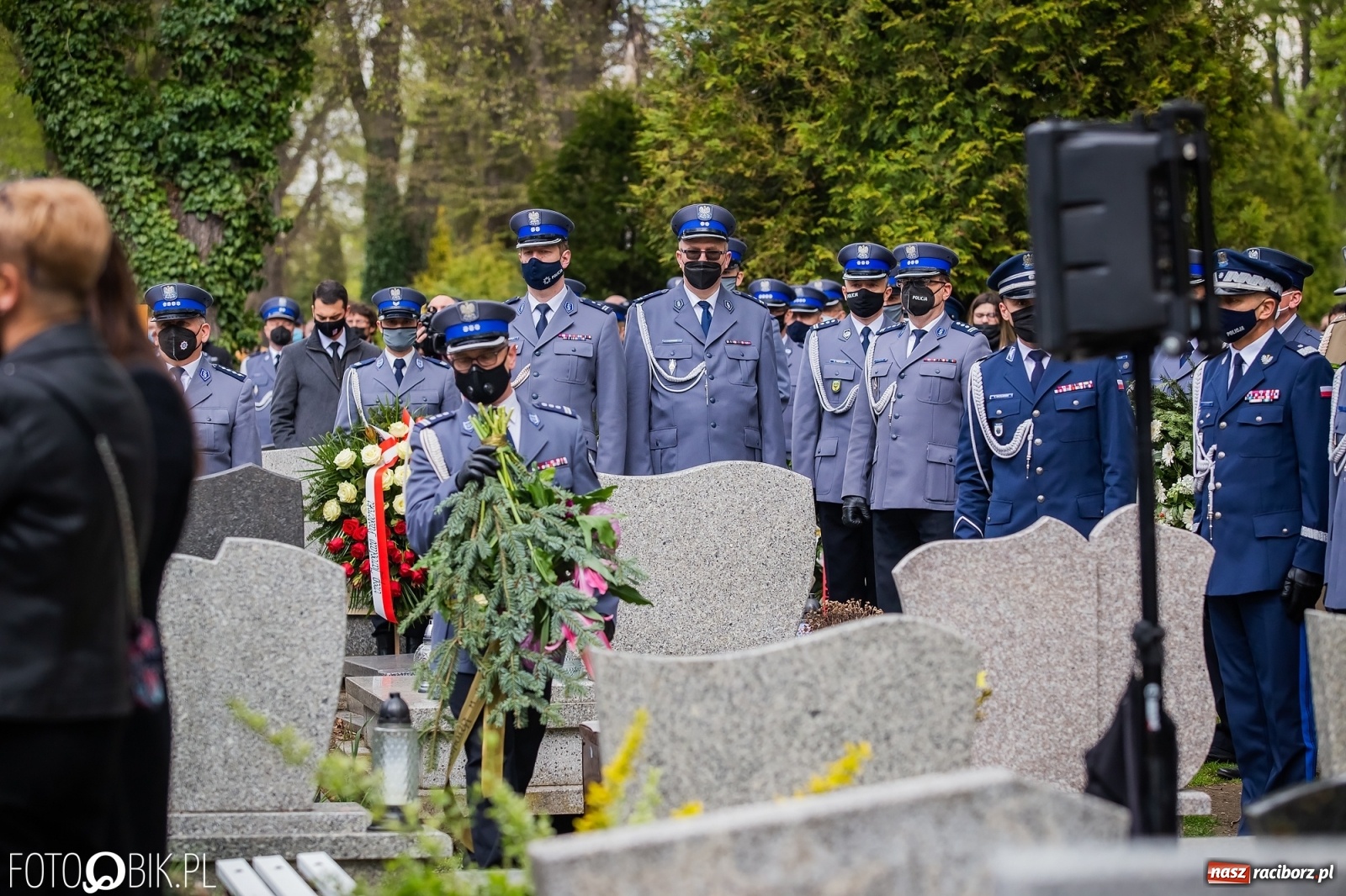 Zdjęcie w galerii na portalu naszraciborz.pl: Uroczystości pogrzebowe śp. asp. Michała Kędzierskiego [FOTO i WIDEO]  wiadomości z regionu