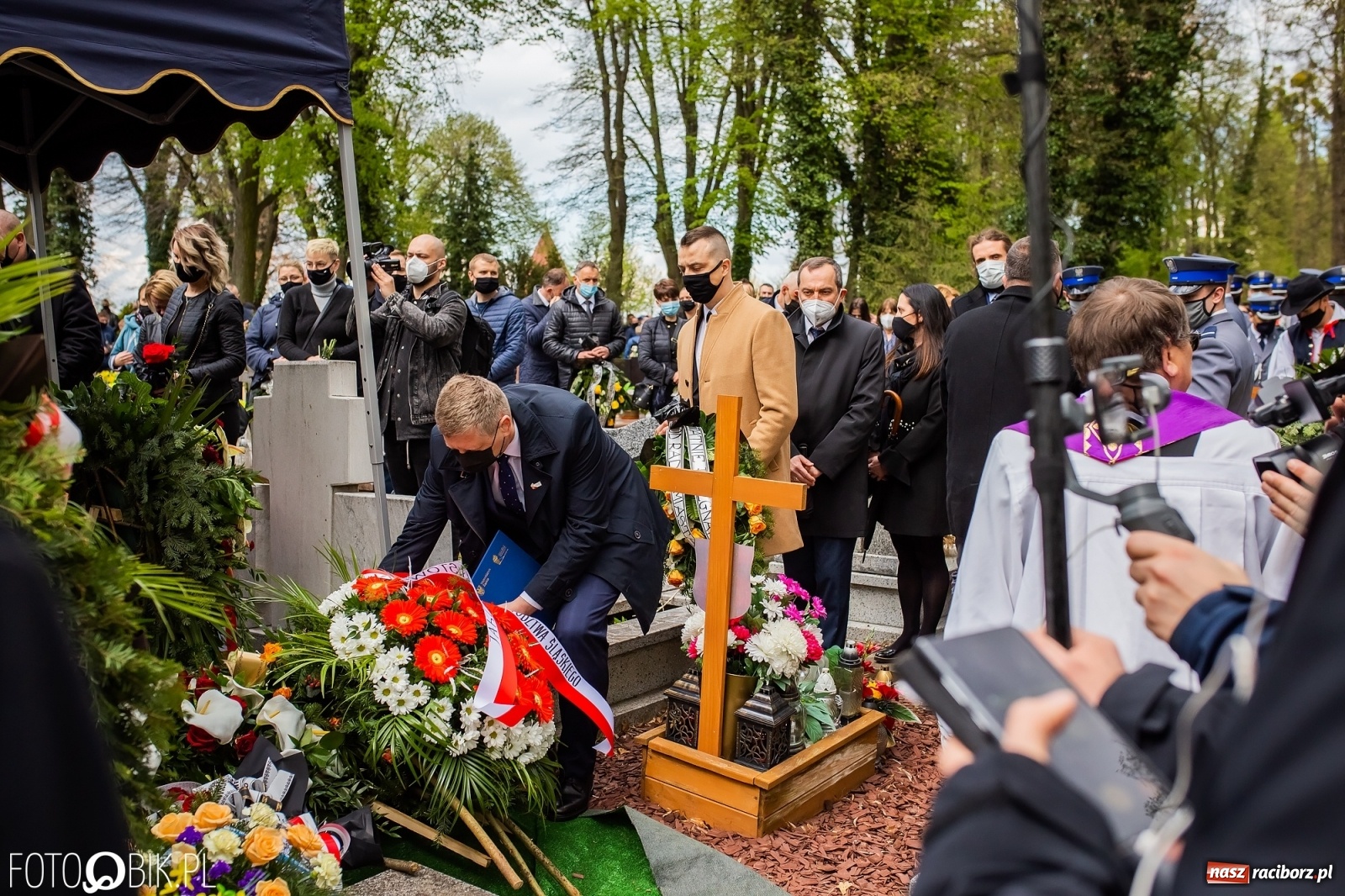 Zdjęcie w galerii na portalu naszraciborz.pl: Uroczystości pogrzebowe śp. asp. Michała Kędzierskiego [FOTO i WIDEO]  wiadomości z regionu