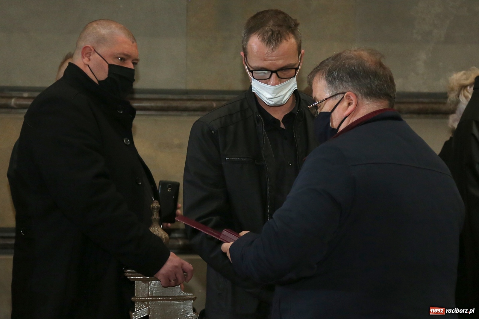 Zdjęcie w galerii na portalu naszraciborz.pl: Tak Racibórz żegnał śp. aspiranta Michała Kędzierskiego [FOTO Z DRONA] wiadomości z regionu