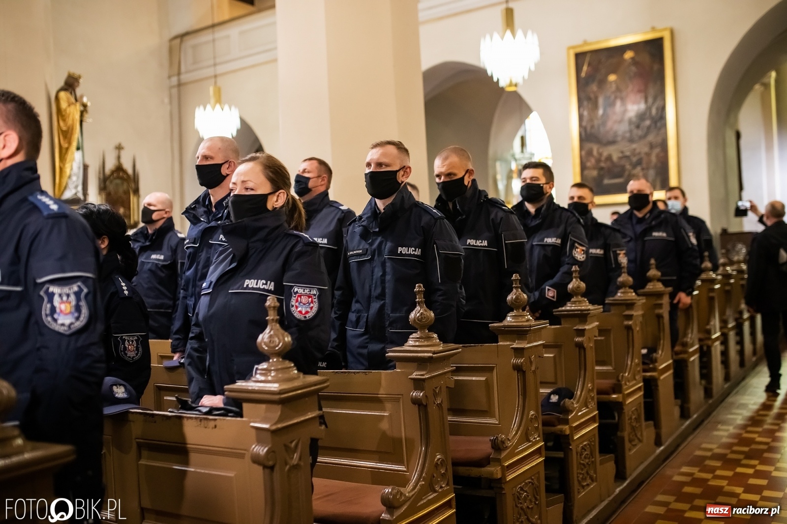 Zdjęcie w galerii na portalu naszraciborz.pl: Tak Racibórz żegnał śp. aspiranta Michała Kędzierskiego [FOTO Z DRONA] wiadomości z regionu