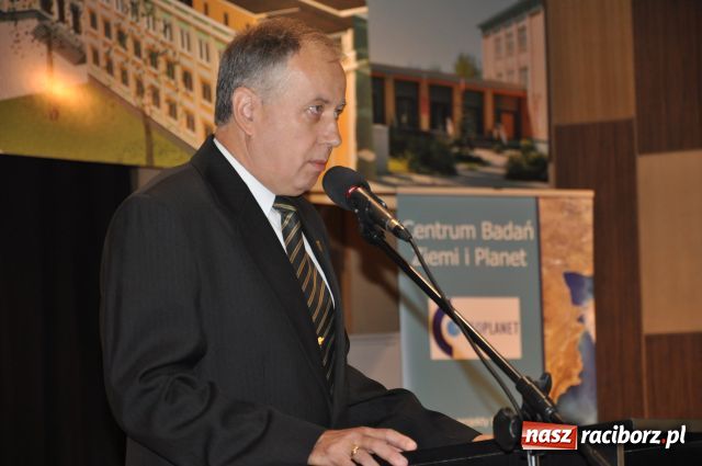 Zdjęcie w galerii na portalu naszraciborz.pl: Do Raciborza zjechał kwiat polskiej nauki wiadomości z regionu