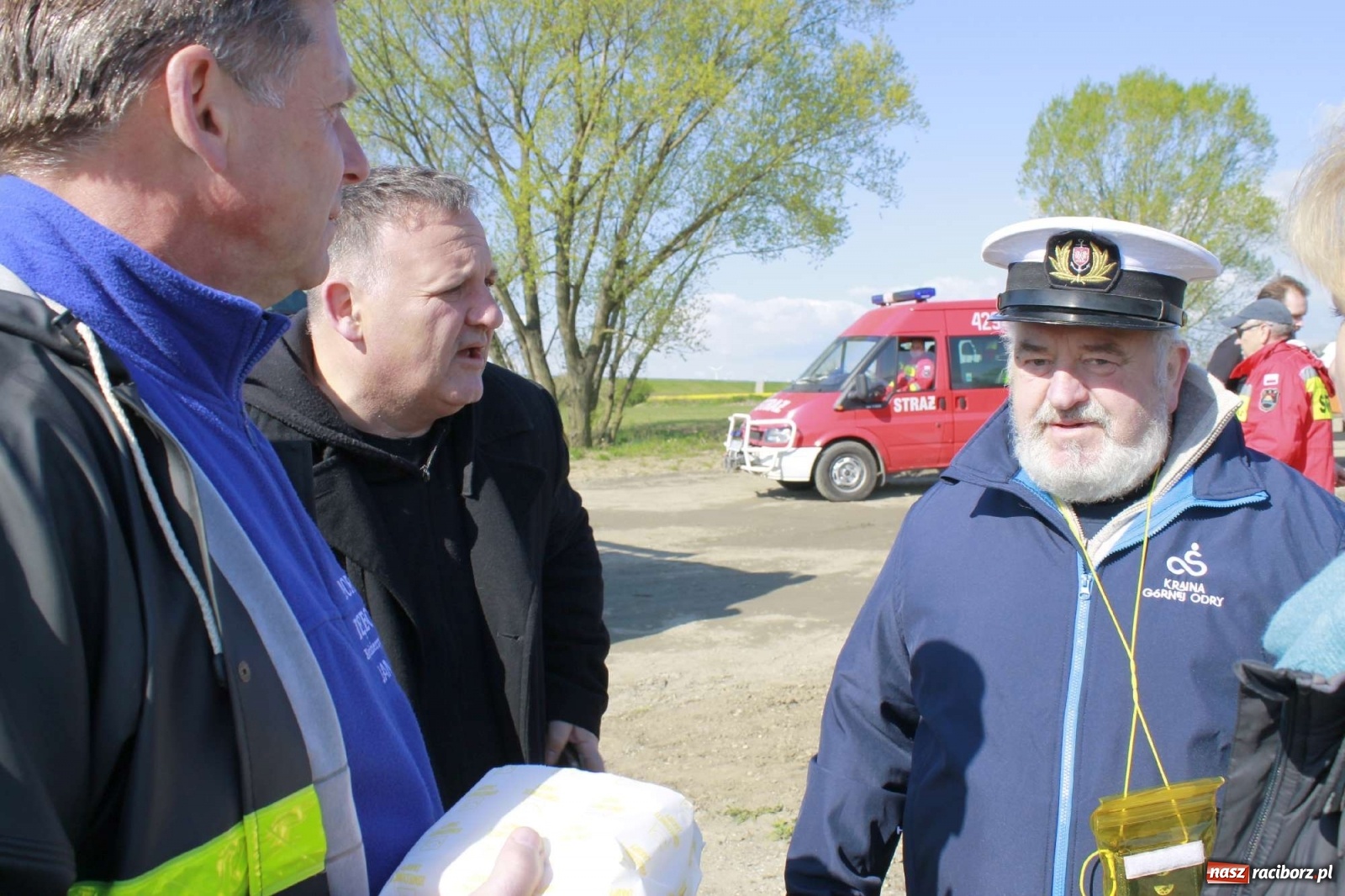 Zdjęcie w galerii na portalu naszraciborz.pl: Jacht ECO AWF wyruszył z Raciborza na rejs badawczy po Odrze. To dawna szalupa rosyjskiego zbiornikowca wiadomości z regionu