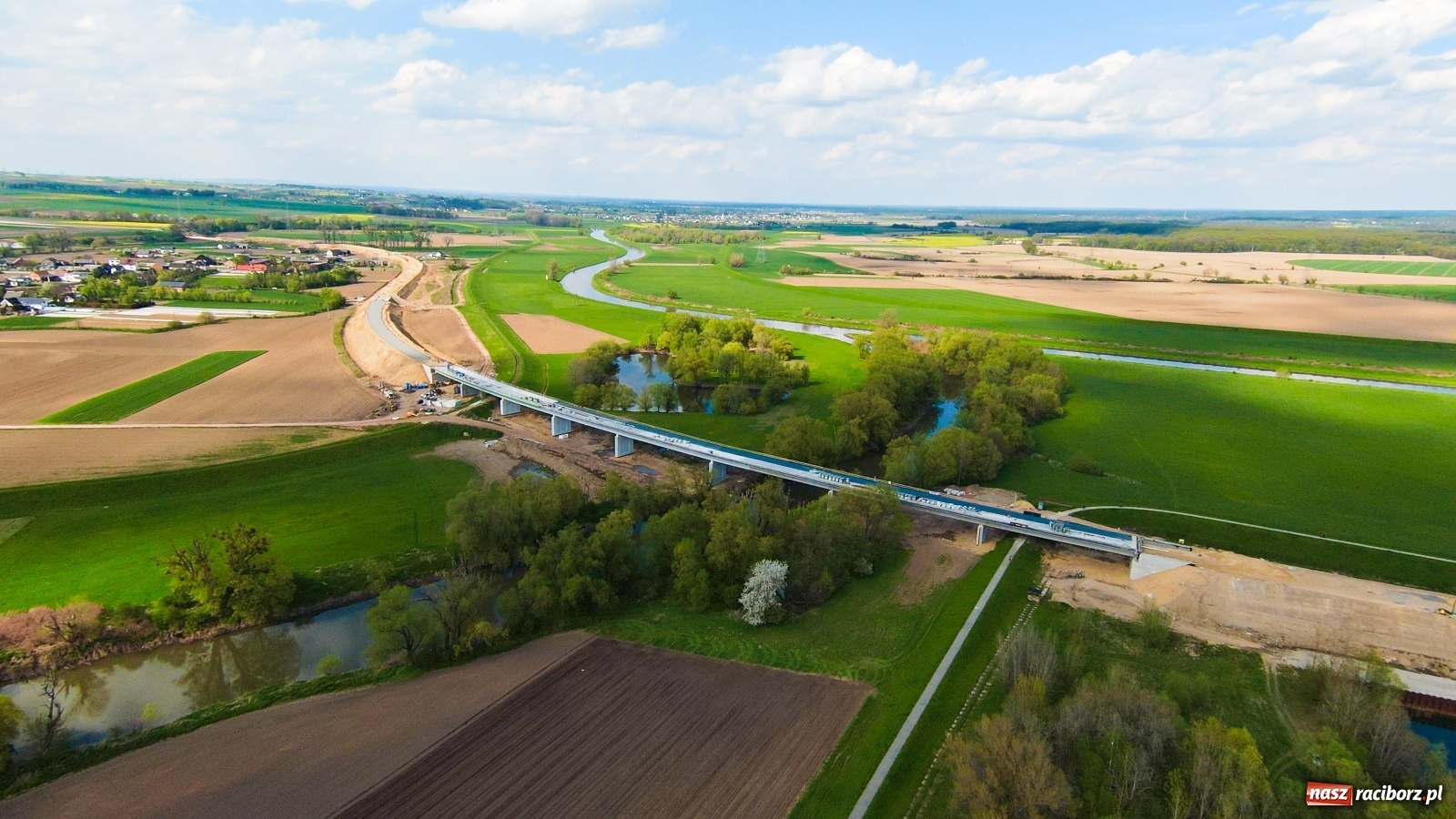Zdjęcie w galerii na portalu naszraciborz.pl: List do redakcji. Dwa nowe przystanki kolejowe w Raciborzu wiadomości z regionu