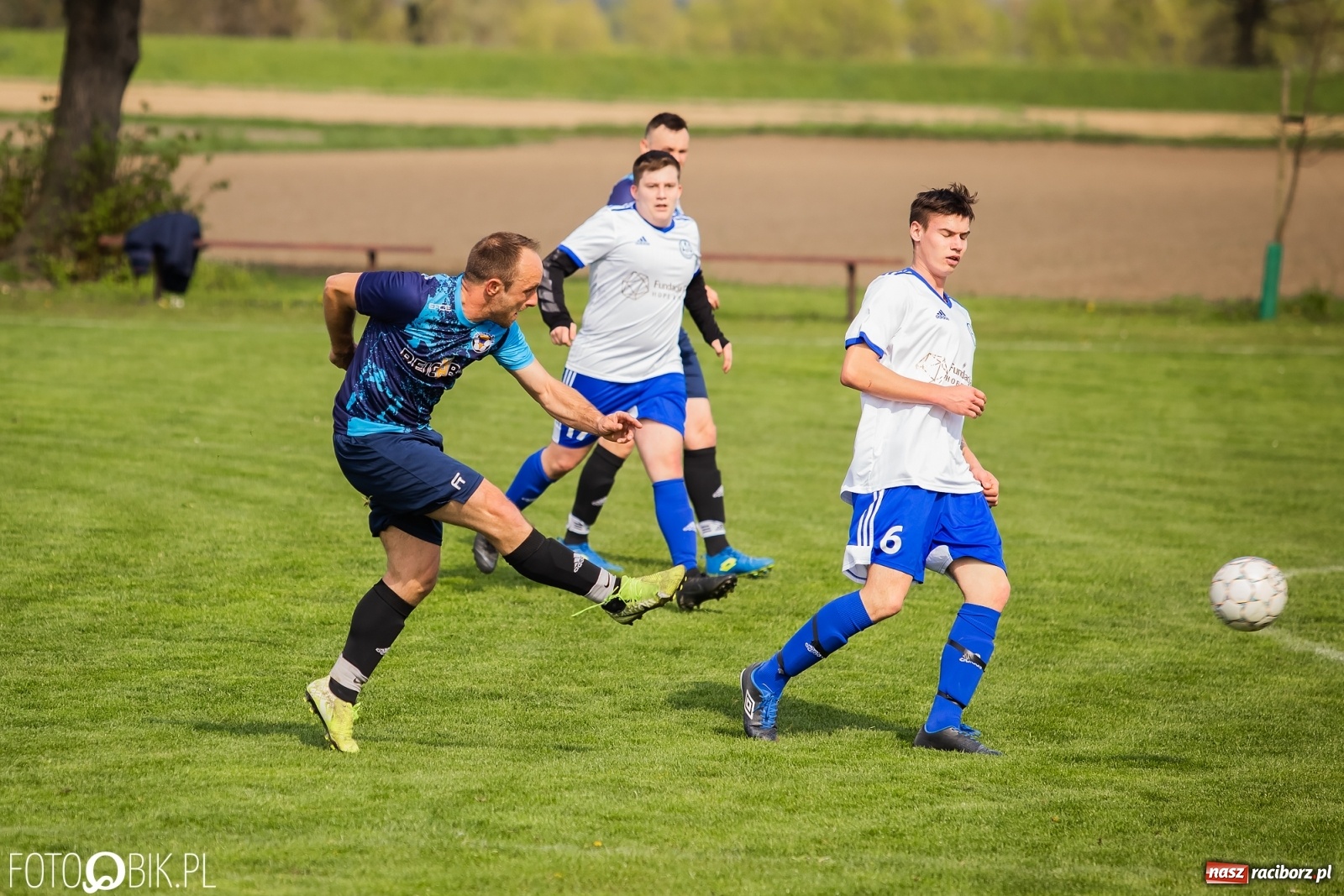Zdjęcie w galerii na portalu naszraciborz.pl: Karczewski-Potaczek show w Grzegorzowicach [FOTO] wiadomości z regionu