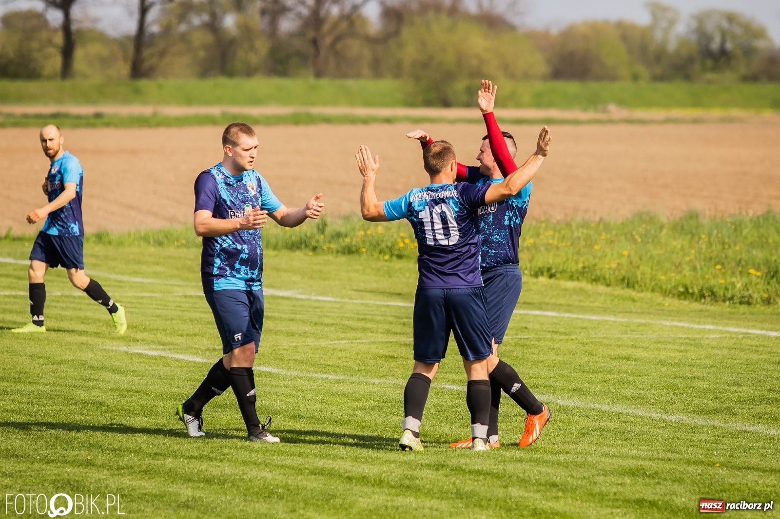 Zdjęcie w galerii na portalu naszraciborz.pl: Karczewski-Potaczek show w Grzegorzowicach [FOTO] wiadomości z regionu