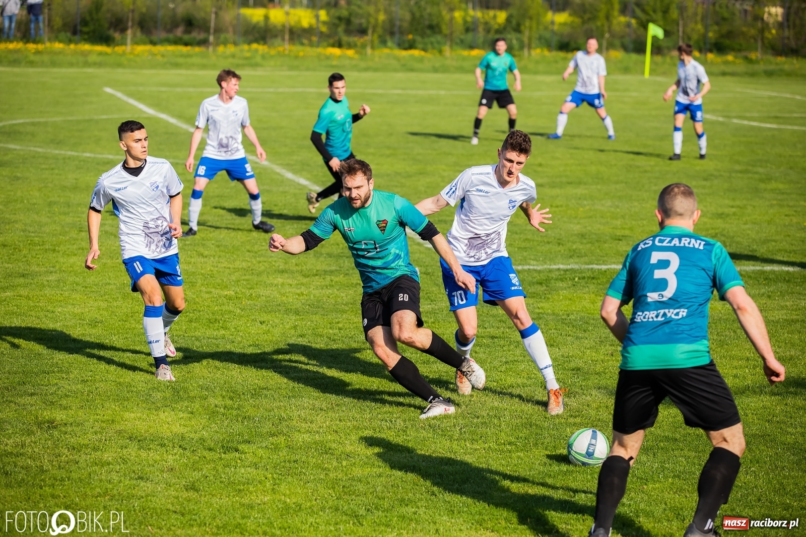 Zdjęcie w galerii na portalu naszraciborz.pl: Unia - Gorzyce. Do przerwy jakoś żarło, potem zdechło [FOTO] wiadomości z regionu