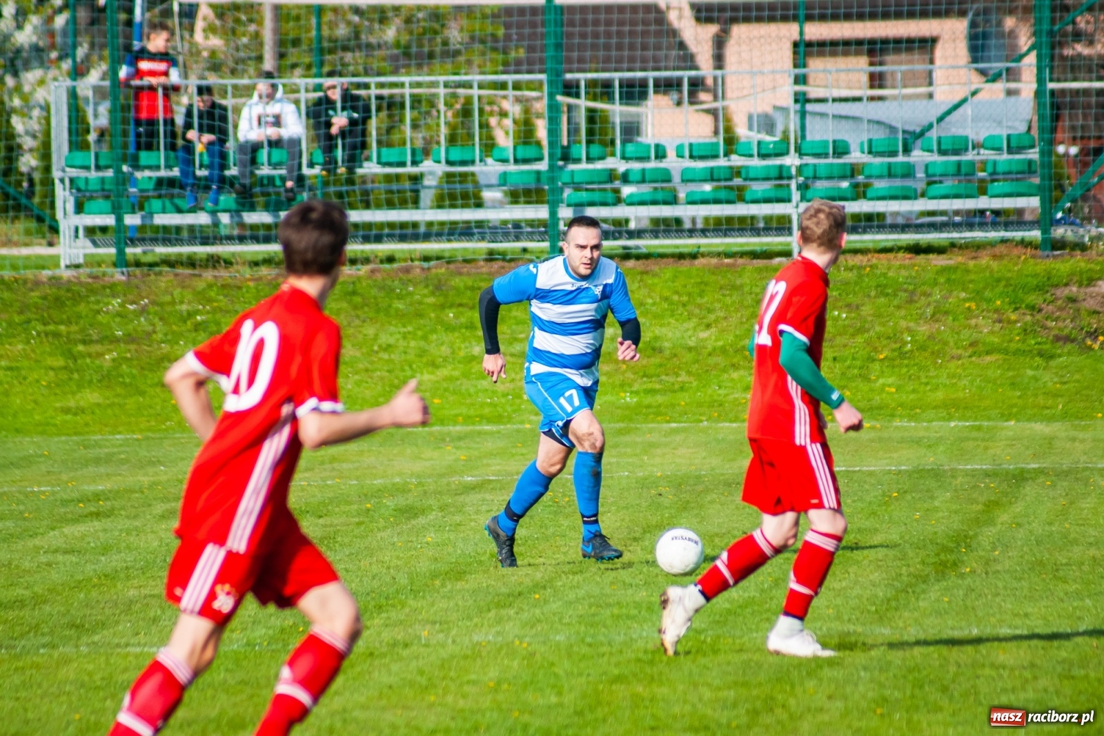 Zdjęcie w galerii na portalu naszraciborz.pl: Trafienia Buchcika i Kowalczyka, to na lidera nie styka [FOTO] wiadomości z regionu