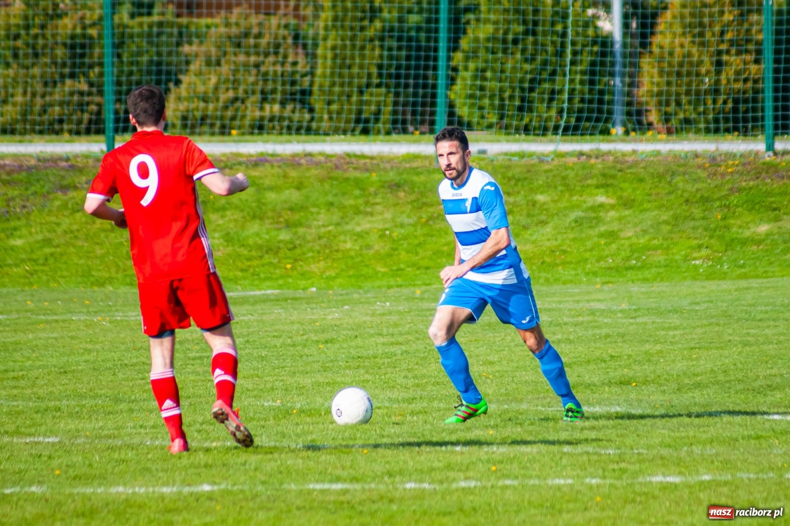 Zdjęcie w galerii na portalu naszraciborz.pl: Trafienia Buchcika i Kowalczyka, to na lidera nie styka [FOTO] wiadomości z regionu