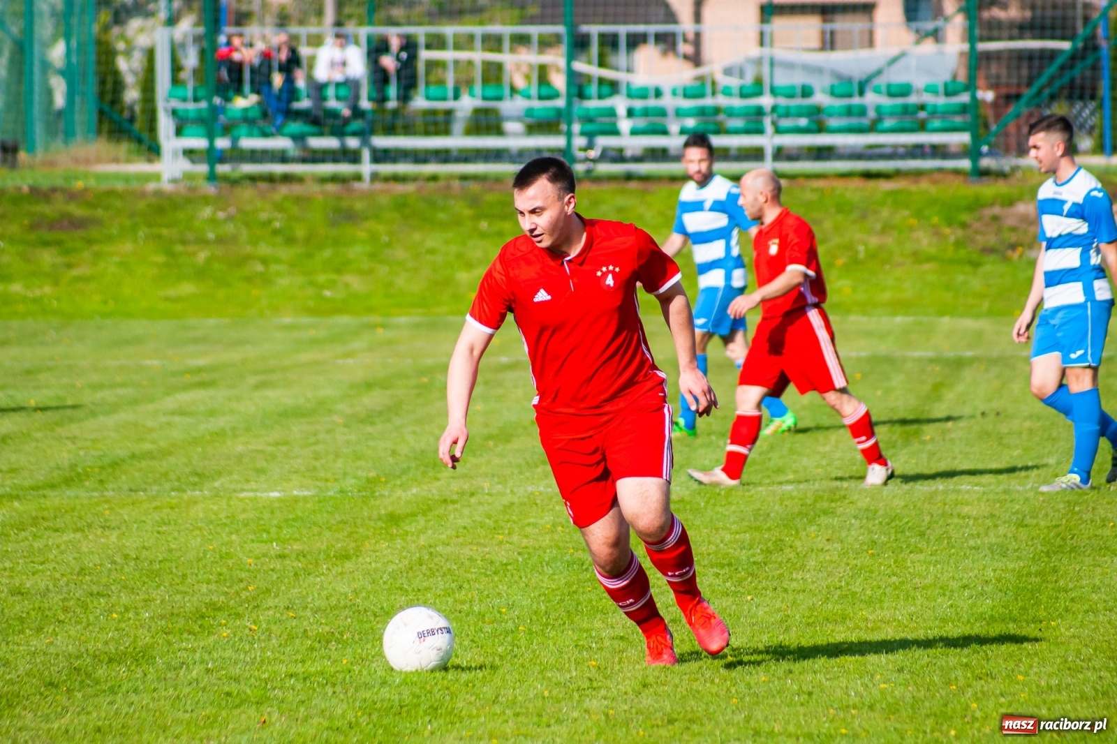 Zdjęcie w galerii na portalu naszraciborz.pl: Trafienia Buchcika i Kowalczyka, to na lidera nie styka [FOTO] wiadomości z regionu