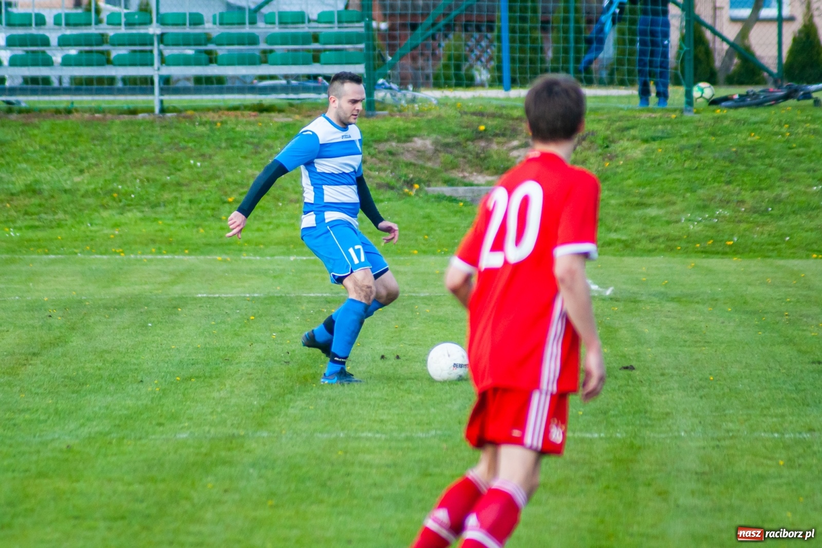 Zdjęcie w galerii na portalu naszraciborz.pl: Trafienia Buchcika i Kowalczyka, to na lidera nie styka [FOTO] wiadomości z regionu