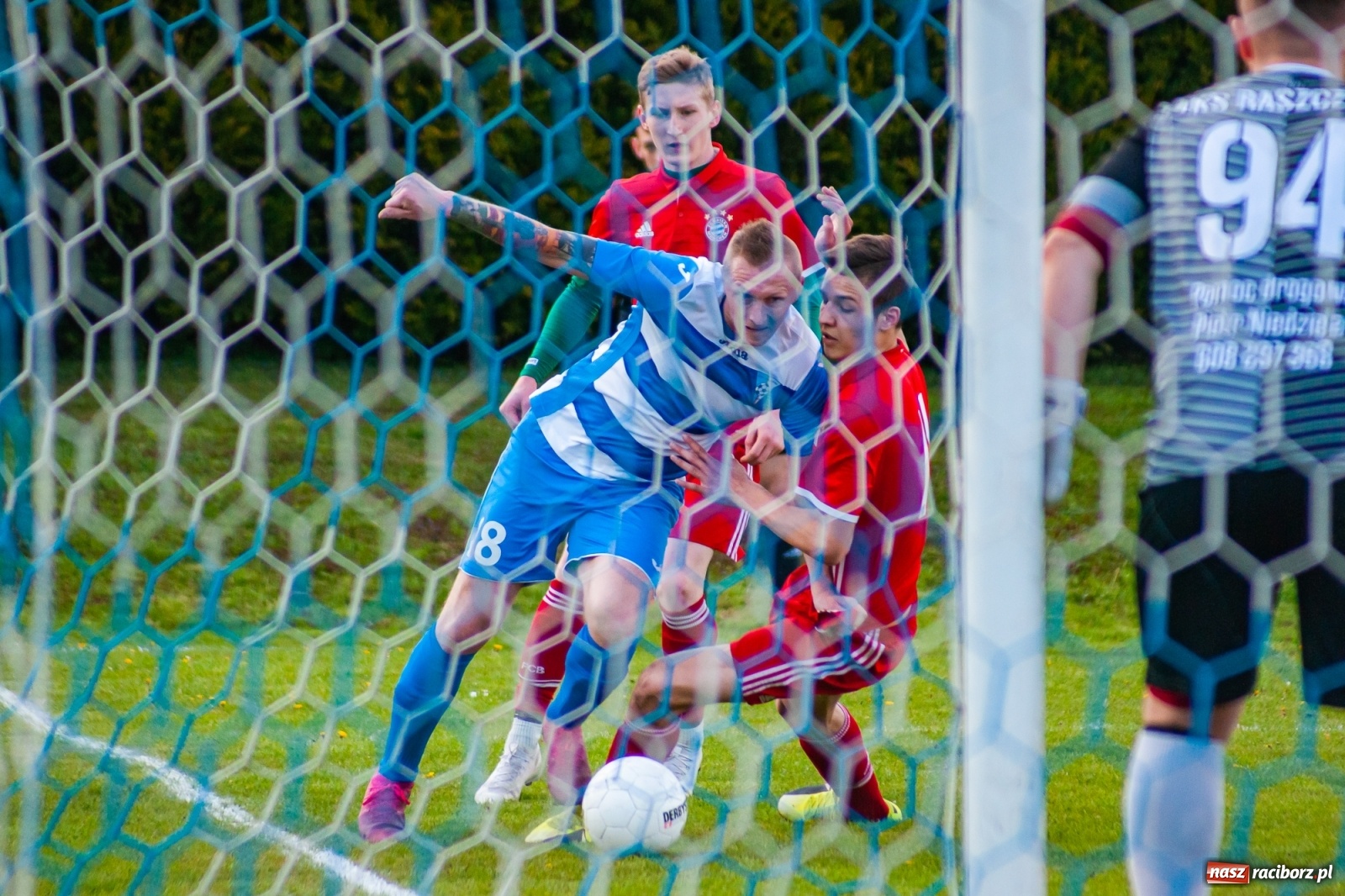 Zdjęcie w galerii na portalu naszraciborz.pl: Trafienia Buchcika i Kowalczyka, to na lidera nie styka [FOTO] wiadomości z regionu
