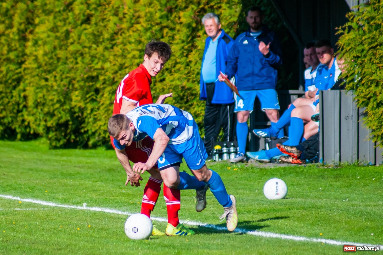 Zdjęcie w galerii na portalu naszraciborz.pl: Trafienia Buchcika i Kowalczyka, to na lidera nie styka [FOTO] wiadomości z regionu