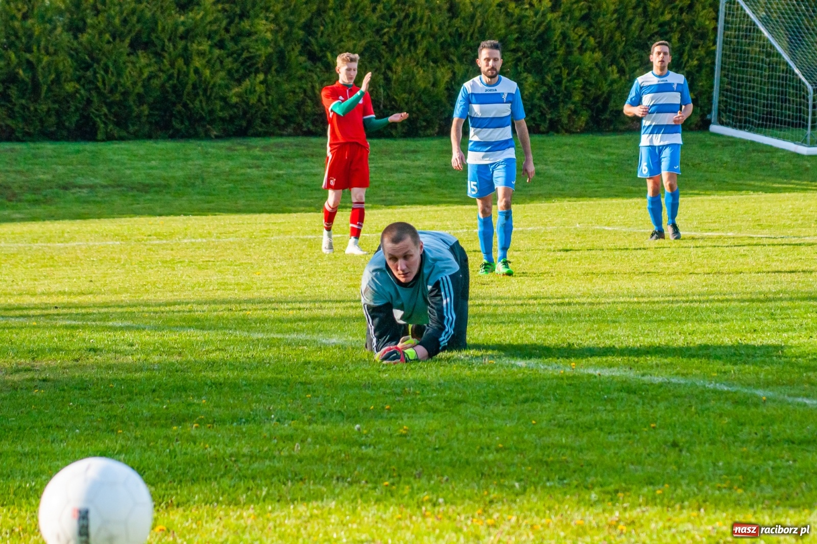 Zdjęcie w galerii na portalu naszraciborz.pl: Trafienia Buchcika i Kowalczyka, to na lidera nie styka [FOTO] wiadomości z regionu