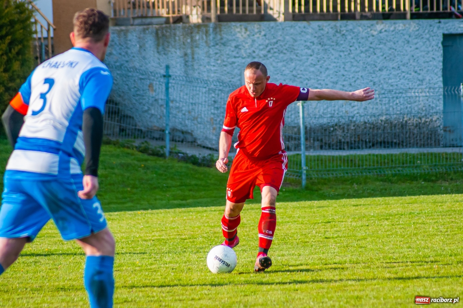 Zdjęcie w galerii na portalu naszraciborz.pl: Trafienia Buchcika i Kowalczyka, to na lidera nie styka [FOTO] wiadomości z regionu
