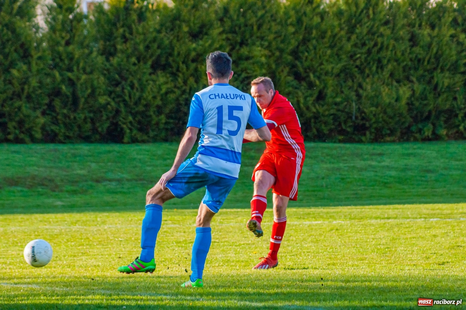 Zdjęcie w galerii na portalu naszraciborz.pl: Trafienia Buchcika i Kowalczyka, to na lidera nie styka [FOTO] wiadomości z regionu