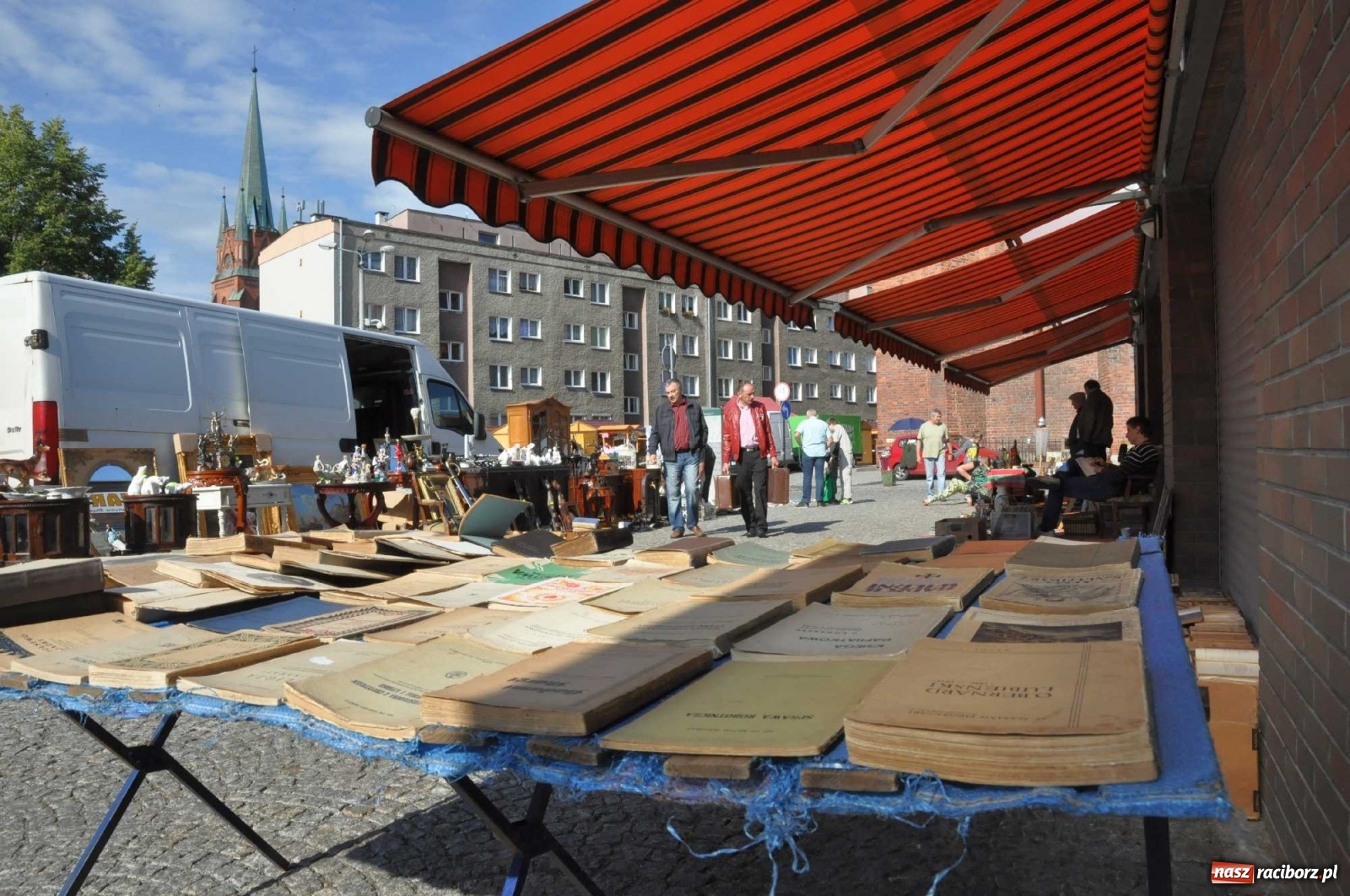 Zdjęcie w galerii na portalu naszraciborz.pl: W Raciborzu przydałby się targ staroci. Jest kilka propozycji lokalizacji wiadomości z regionu