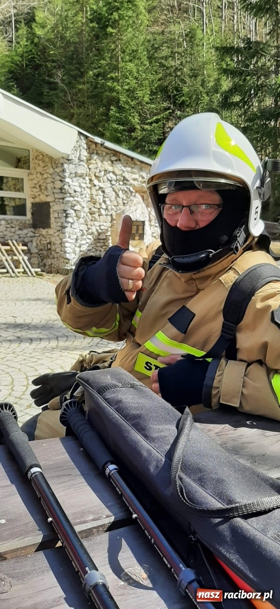 Zdjęcie w galerii na portalu naszraciborz.pl: Druhowie z Samborowic i Roszkowa zdobyli Śnieżnik [FOTO] wiadomości z regionu