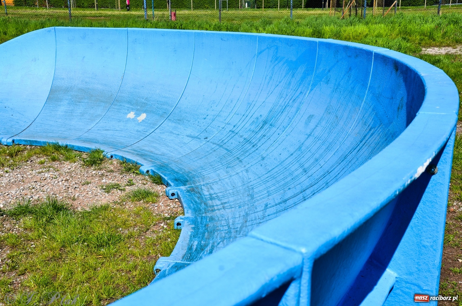 Zdjęcie w galerii na portalu naszraciborz.pl: Pumptrack z OSiR-u rozpoczął podróż po mieście wiadomości z regionu