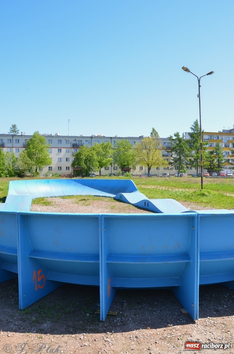 Zdjęcie w galerii na portalu naszraciborz.pl: Pumptrack z OSiR-u rozpoczął podróż po mieście wiadomości z regionu