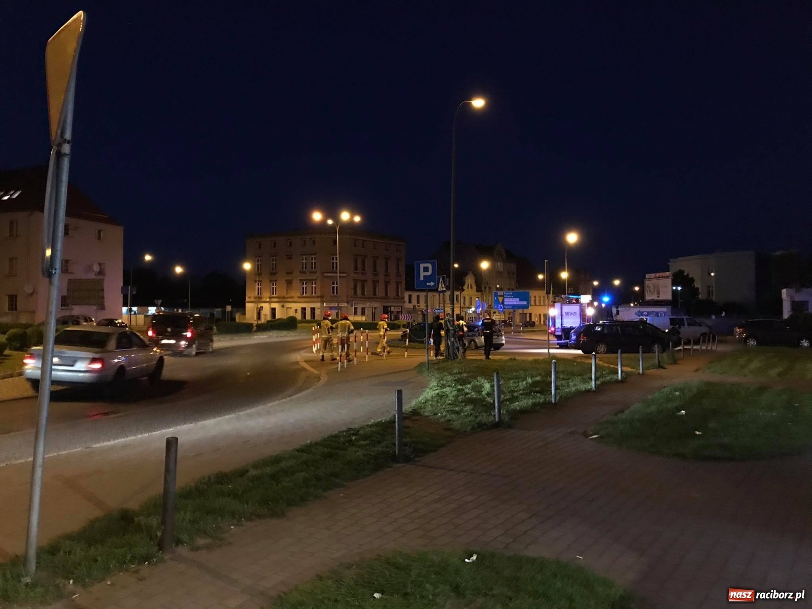 Zdjęcie w galerii na portalu naszraciborz.pl: Jechał za szybko, powiedział, że winna jest plama oleju wiadomości z regionu