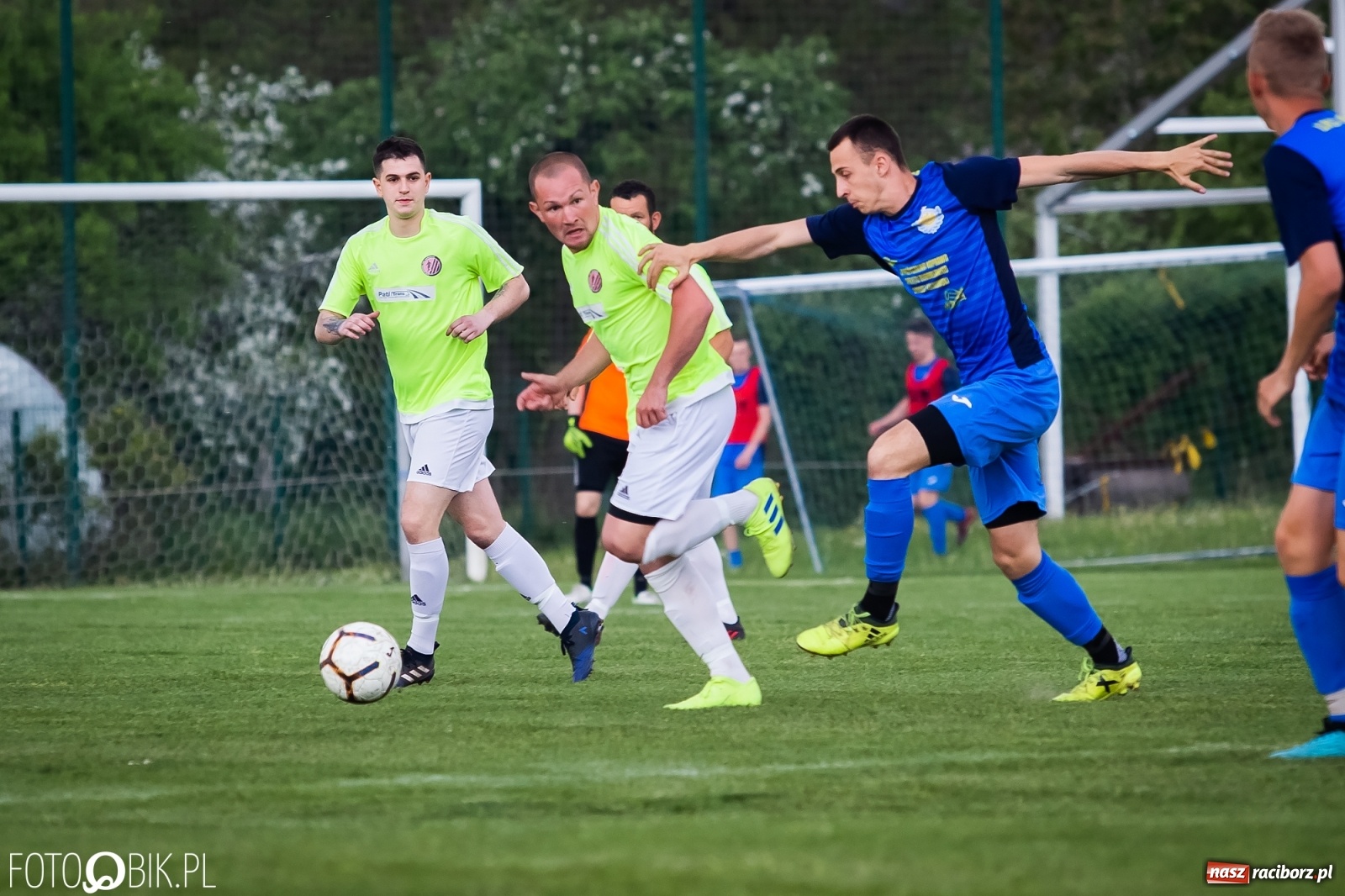 Zdjęcie w galerii na portalu naszraciborz.pl: Trzy do zera, wicelider żegna outsidera [FOTO] wiadomości z regionu