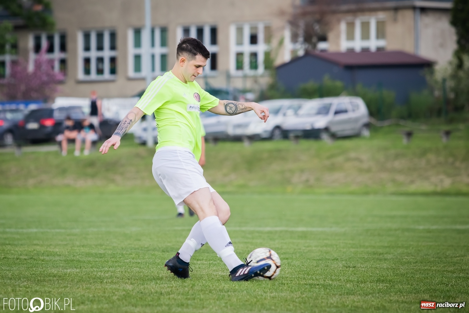 Zdjęcie w galerii na portalu naszraciborz.pl: Trzy do zera, wicelider żegna outsidera [FOTO] wiadomości z regionu