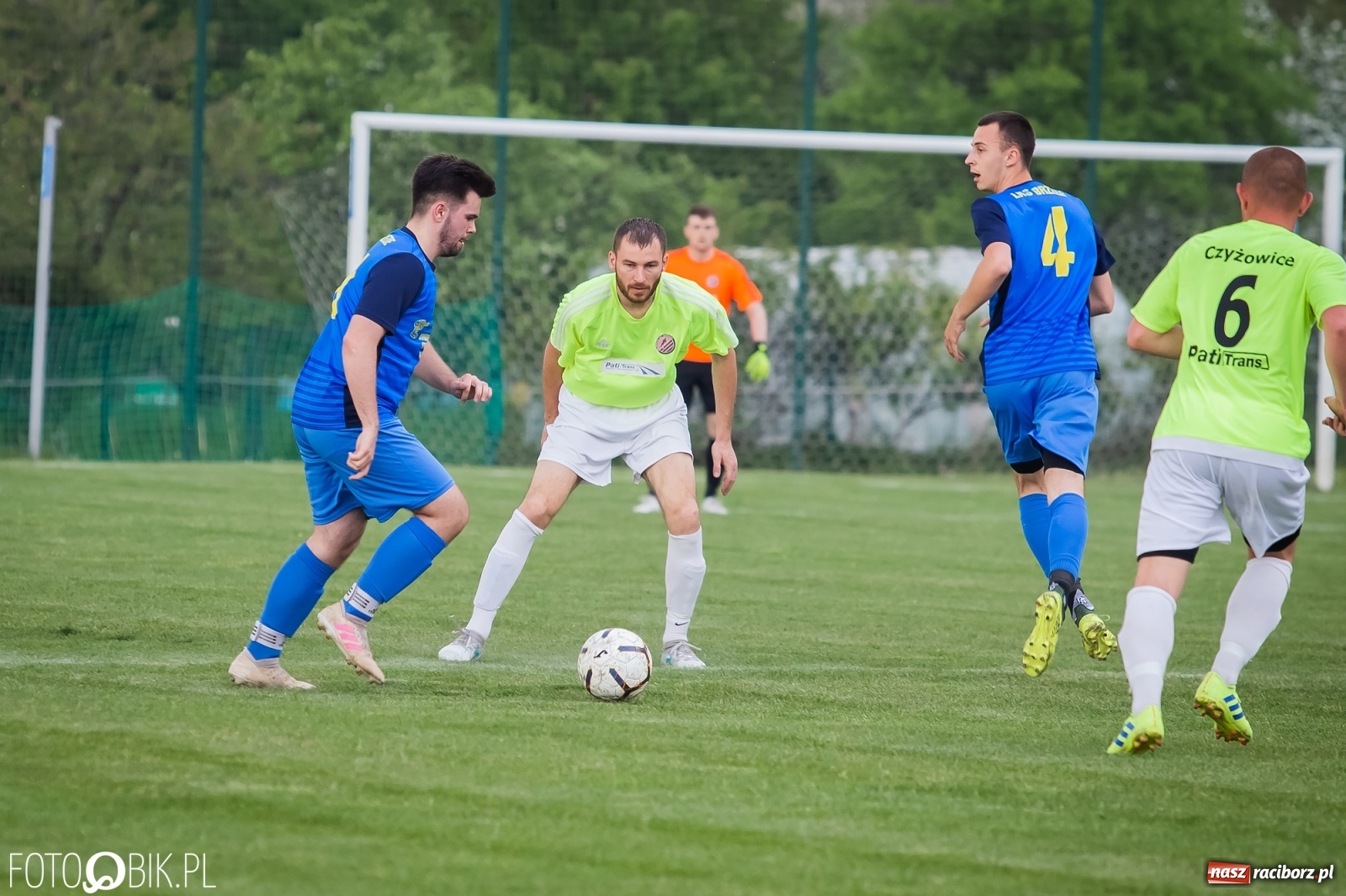 Zdjęcie w galerii na portalu naszraciborz.pl: Trzy do zera, wicelider żegna outsidera [FOTO] wiadomości z regionu