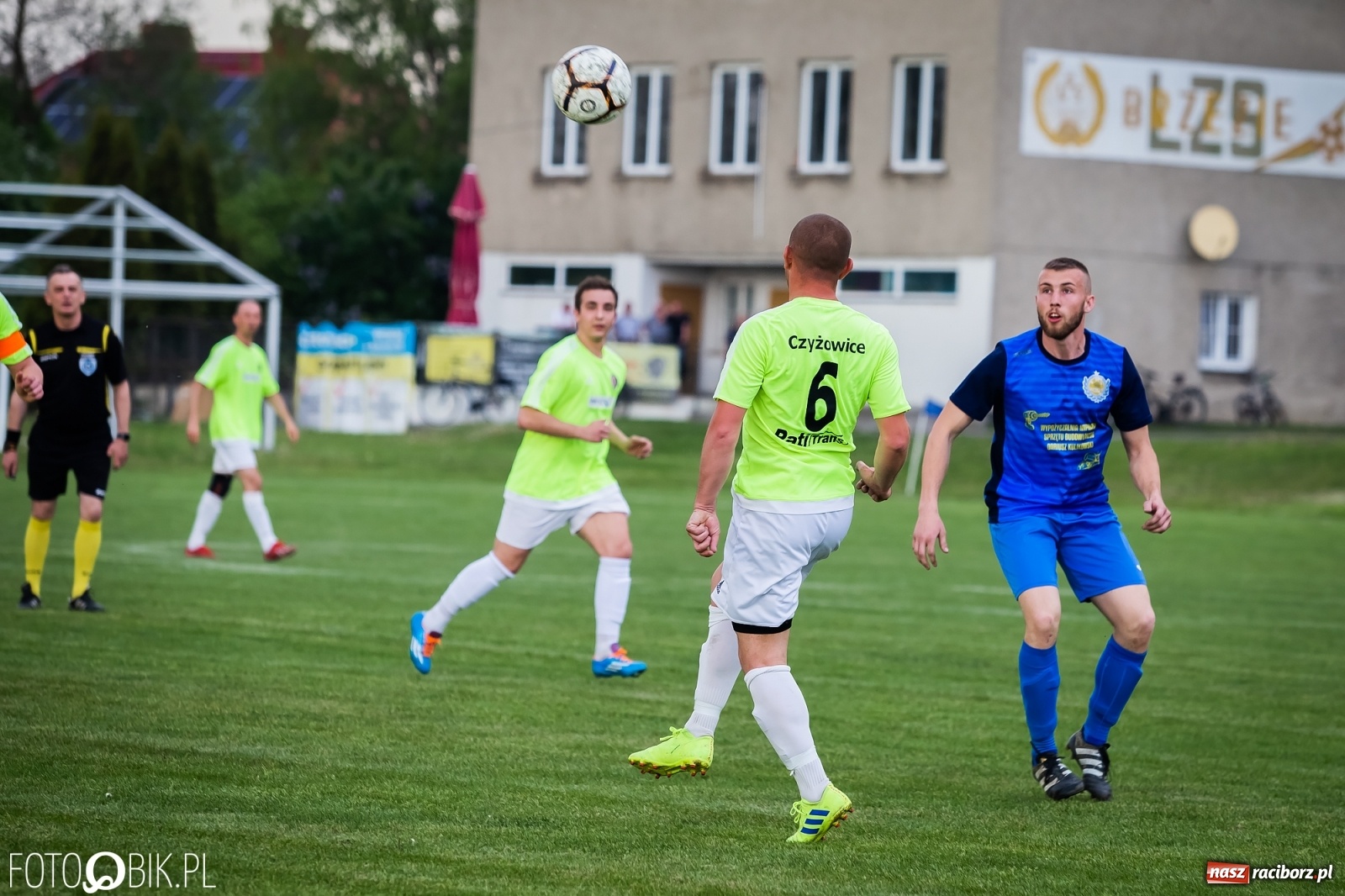 Zdjęcie w galerii na portalu naszraciborz.pl: Trzy do zera, wicelider żegna outsidera [FOTO] wiadomości z regionu