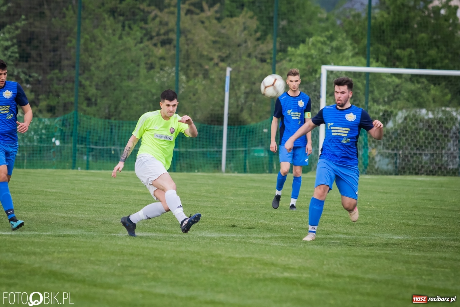 Zdjęcie w galerii na portalu naszraciborz.pl: Trzy do zera, wicelider żegna outsidera [FOTO] wiadomości z regionu
