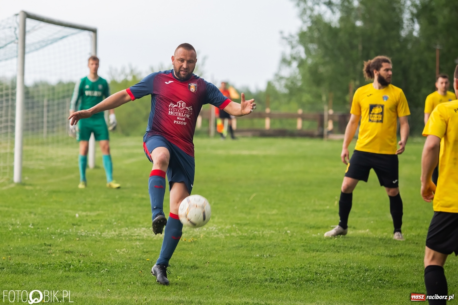 Zdjęcie w galerii na portalu naszraciborz.pl: Choć bardzo się starali, goli nie strzelali [FOTO] wiadomości z regionu