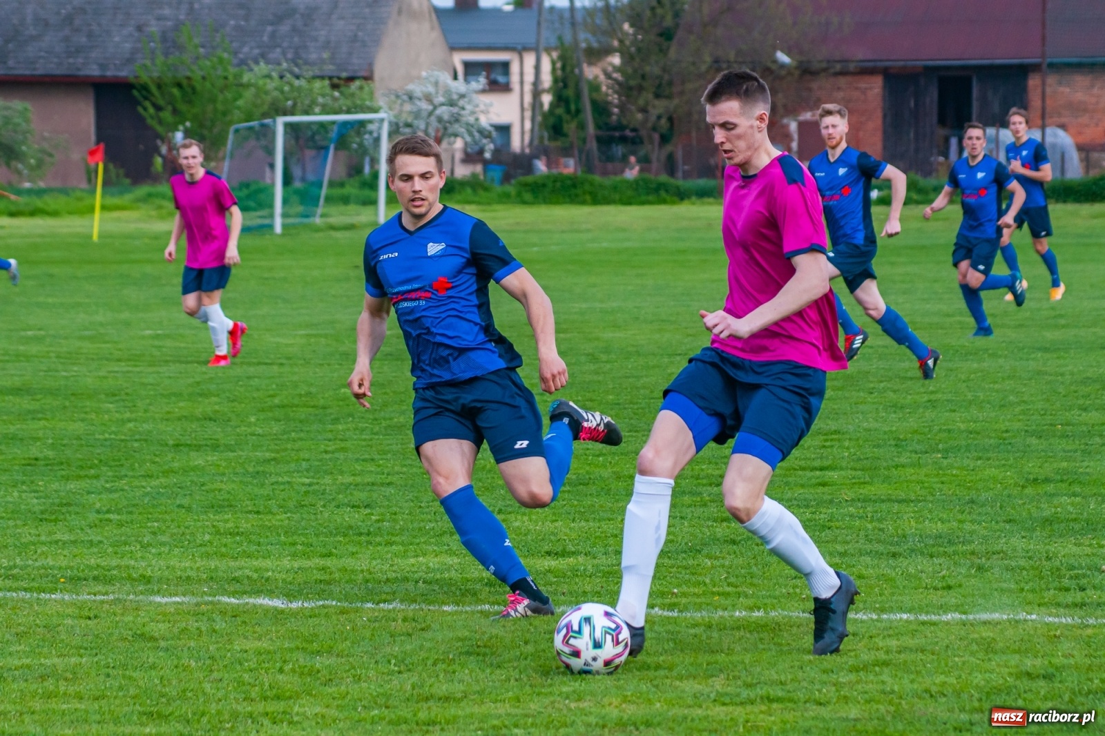 Zdjęcie w galerii na portalu naszraciborz.pl: Czwartoligowiec okazał się za mocny. Krzyżanowice za burtą Pucharu Polski [FOTO] wiadomości z regionu
