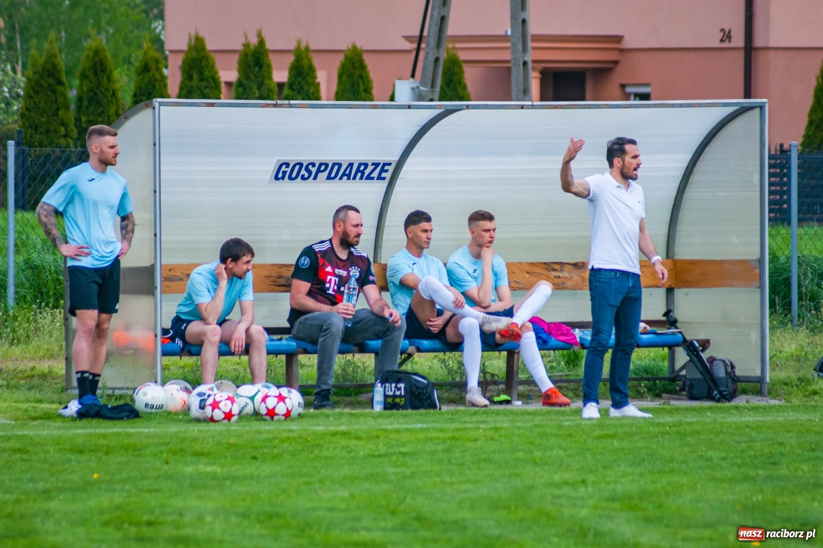 Zdjęcie w galerii na portalu naszraciborz.pl: Czwartoligowiec okazał się za mocny. Krzyżanowice za burtą Pucharu Polski [FOTO] wiadomości z regionu