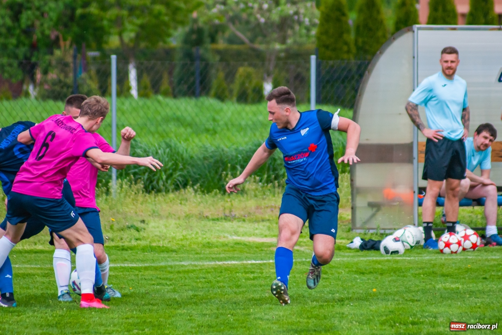 Zdjęcie w galerii na portalu naszraciborz.pl: Czwartoligowiec okazał się za mocny. Krzyżanowice za burtą Pucharu Polski [FOTO] wiadomości z regionu