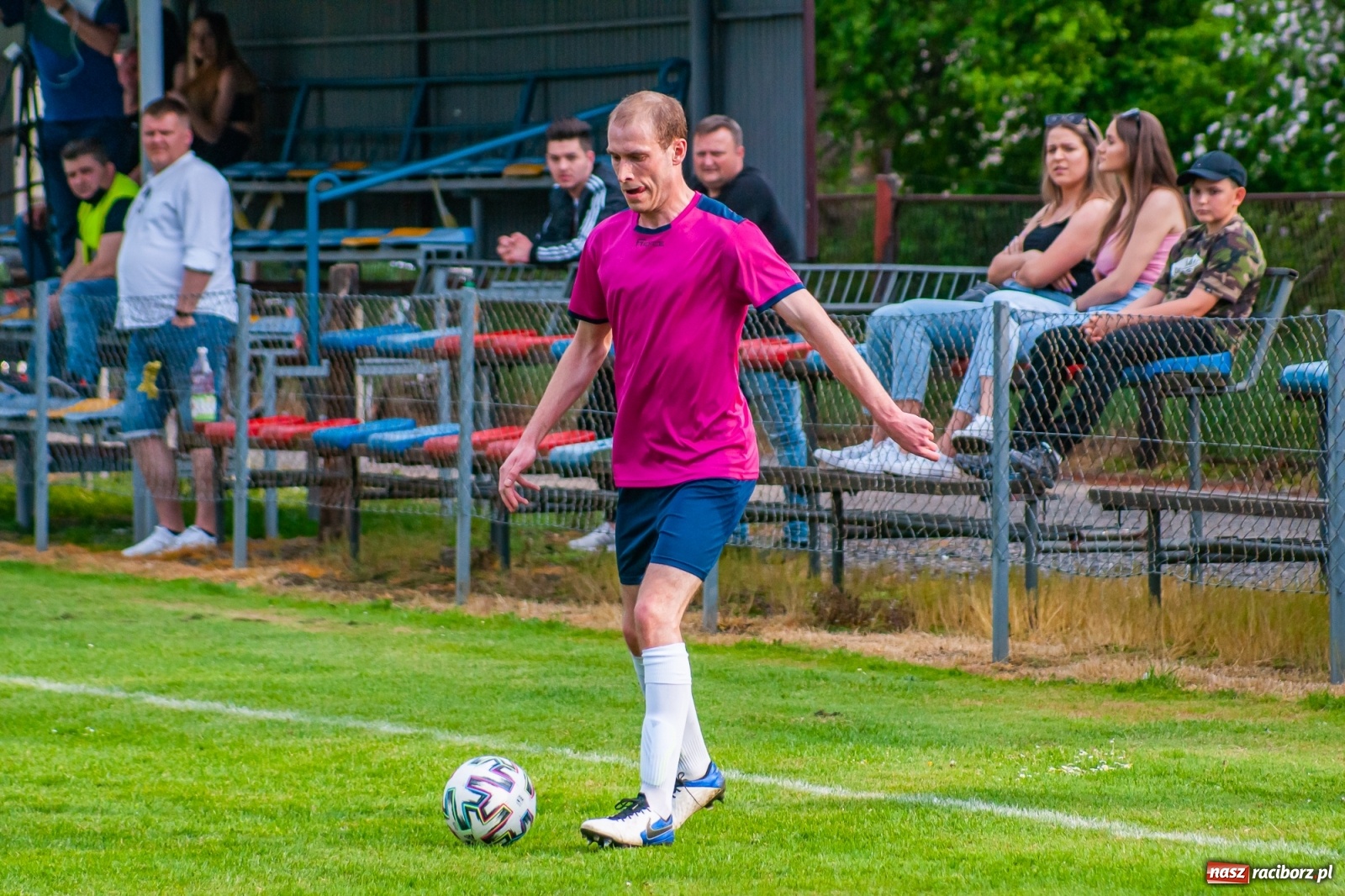 Zdjęcie w galerii na portalu naszraciborz.pl: Czwartoligowiec okazał się za mocny. Krzyżanowice za burtą Pucharu Polski [FOTO] wiadomości z regionu