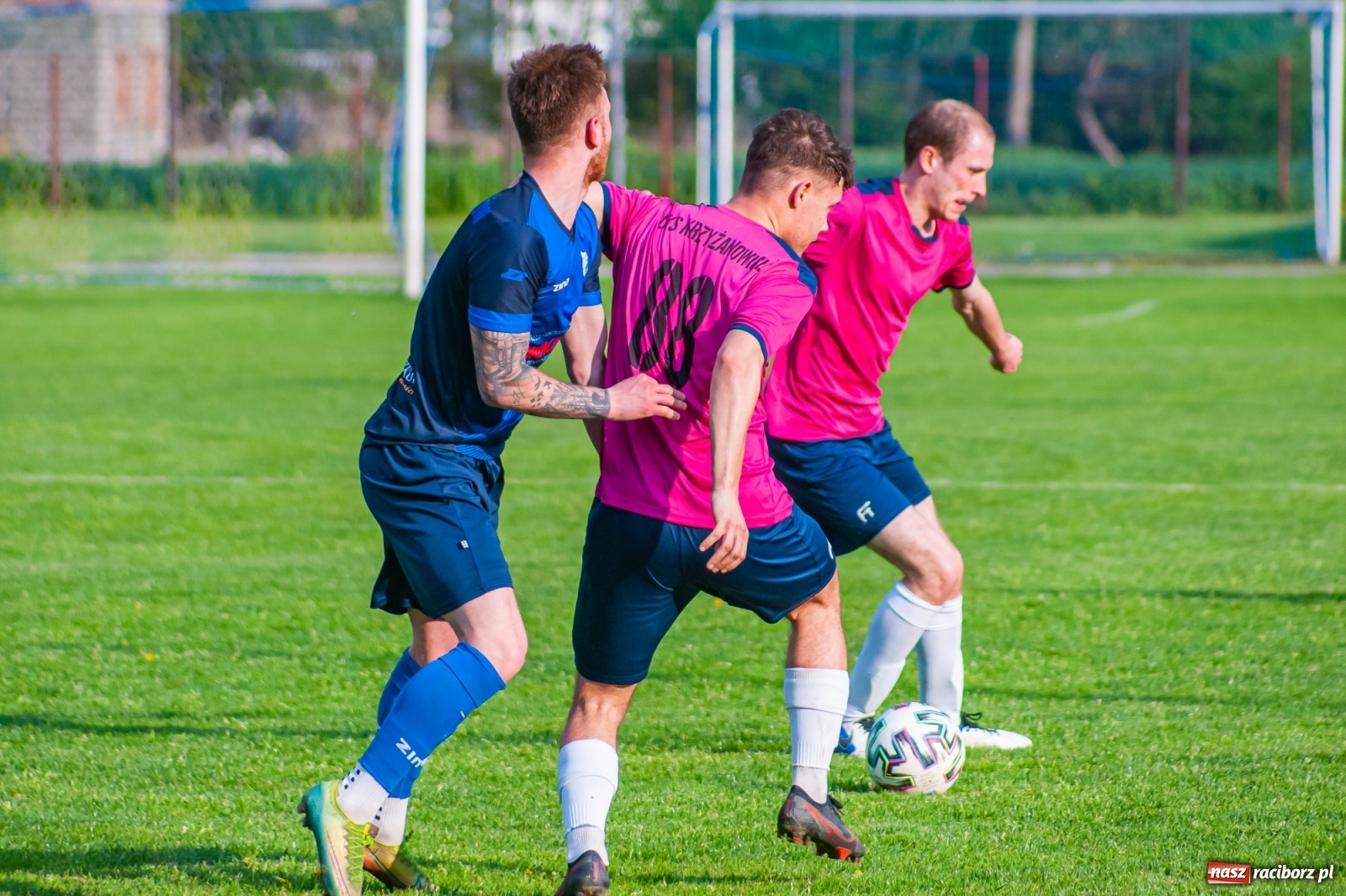 Zdjęcie w galerii na portalu naszraciborz.pl: Czwartoligowiec okazał się za mocny. Krzyżanowice za burtą Pucharu Polski [FOTO] wiadomości z regionu