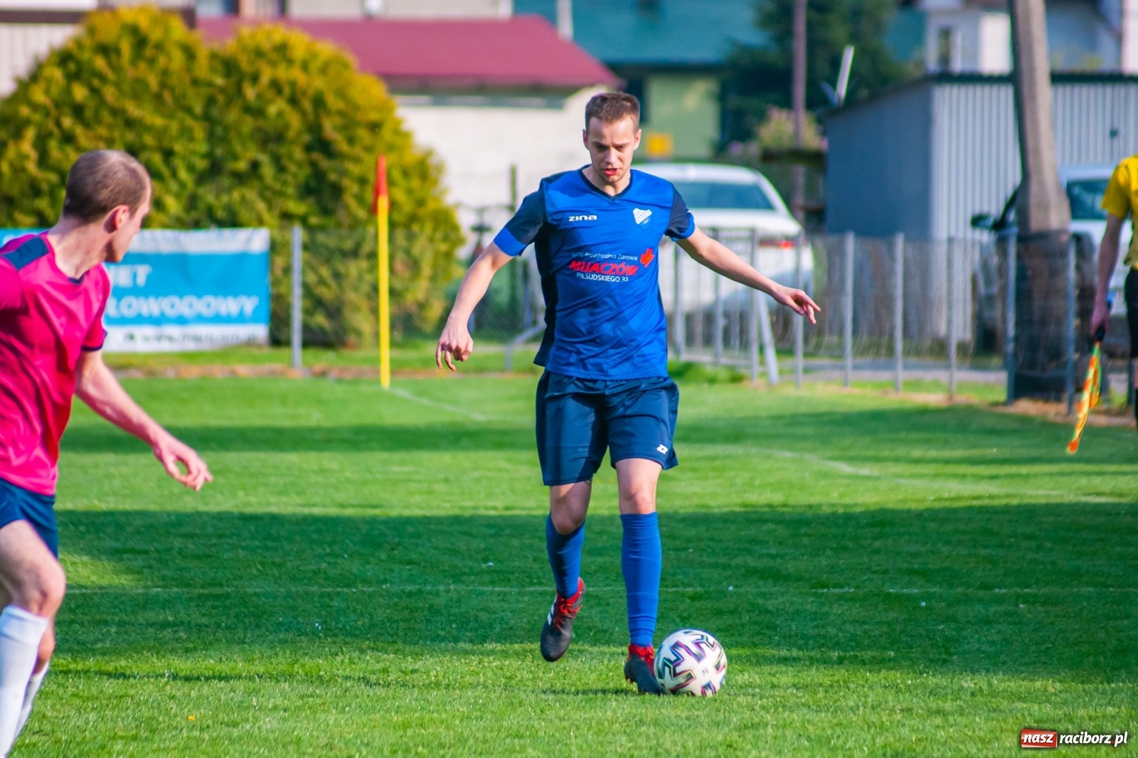 Zdjęcie w galerii na portalu naszraciborz.pl: Czwartoligowiec okazał się za mocny. Krzyżanowice za burtą Pucharu Polski [FOTO] wiadomości z regionu