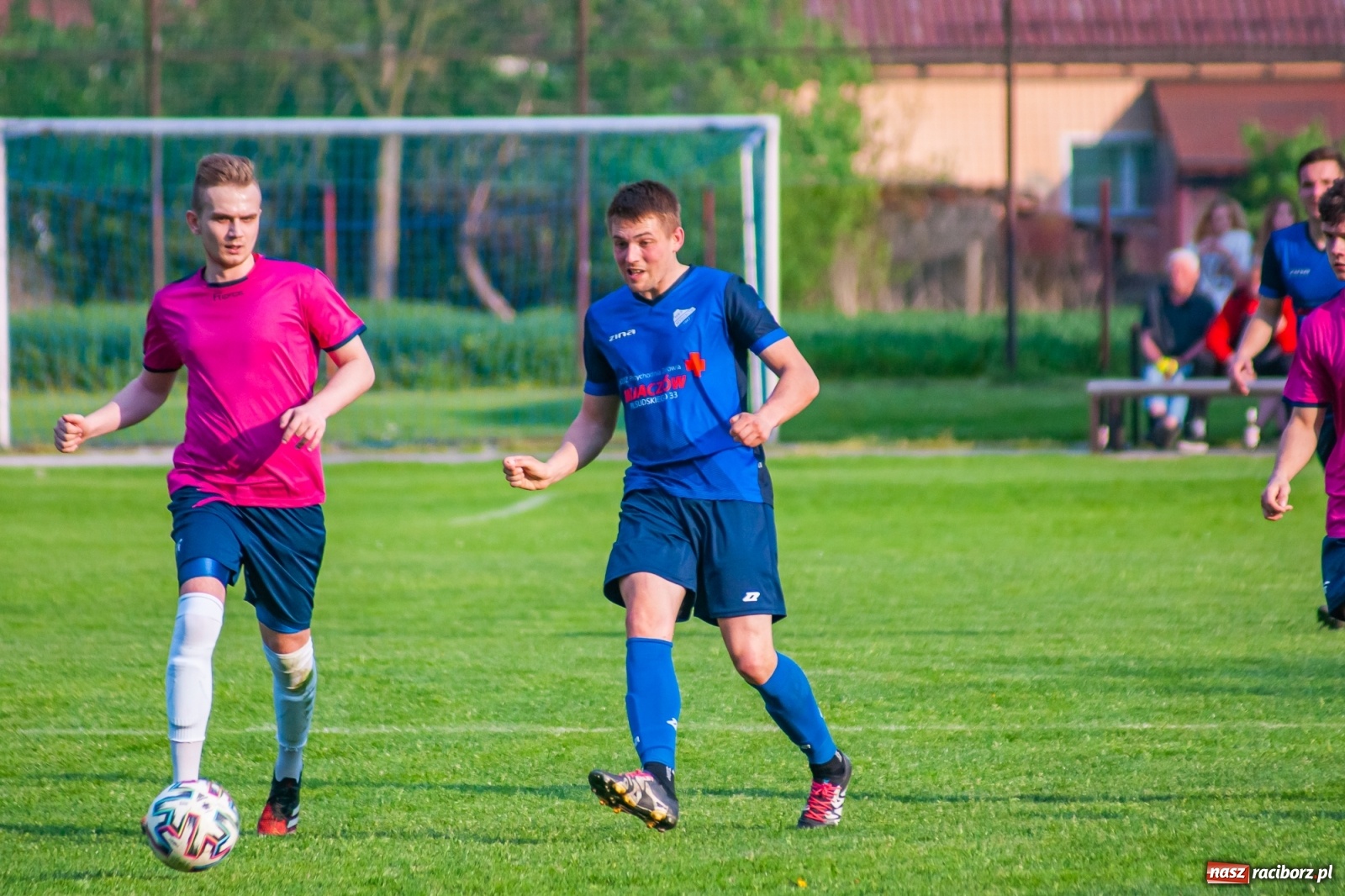 Zdjęcie w galerii na portalu naszraciborz.pl: Czwartoligowiec okazał się za mocny. Krzyżanowice za burtą Pucharu Polski [FOTO] wiadomości z regionu