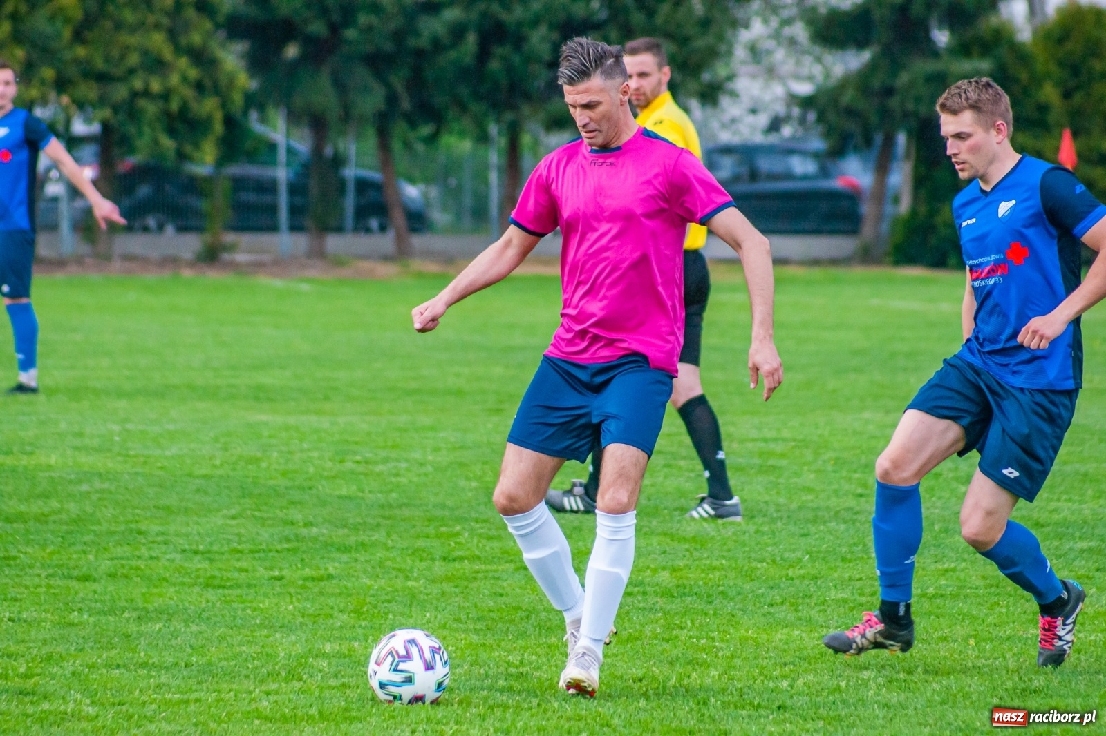 Zdjęcie w galerii na portalu naszraciborz.pl: Czwartoligowiec okazał się za mocny. Krzyżanowice za burtą Pucharu Polski [FOTO] wiadomości z regionu