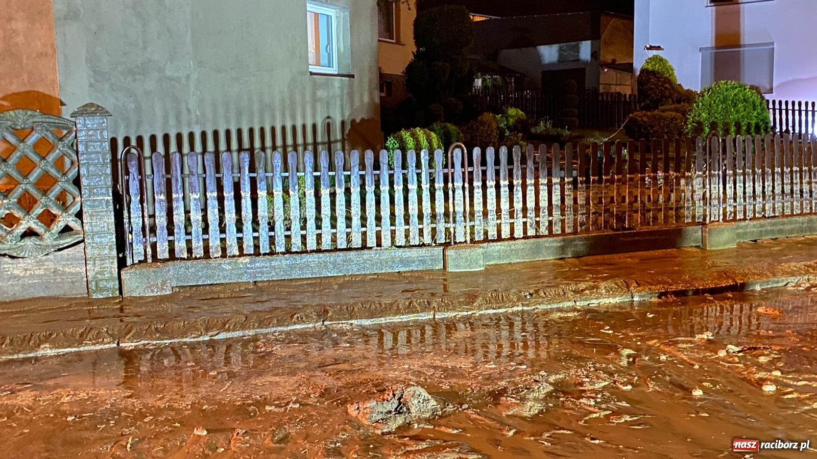 Zdjęcie w galerii na portalu naszraciborz.pl: Obraz zniszczeń. Przez powiat raciborski przeszła nawałnica  [FOTO i WIDEO] wiadomości z regionu
